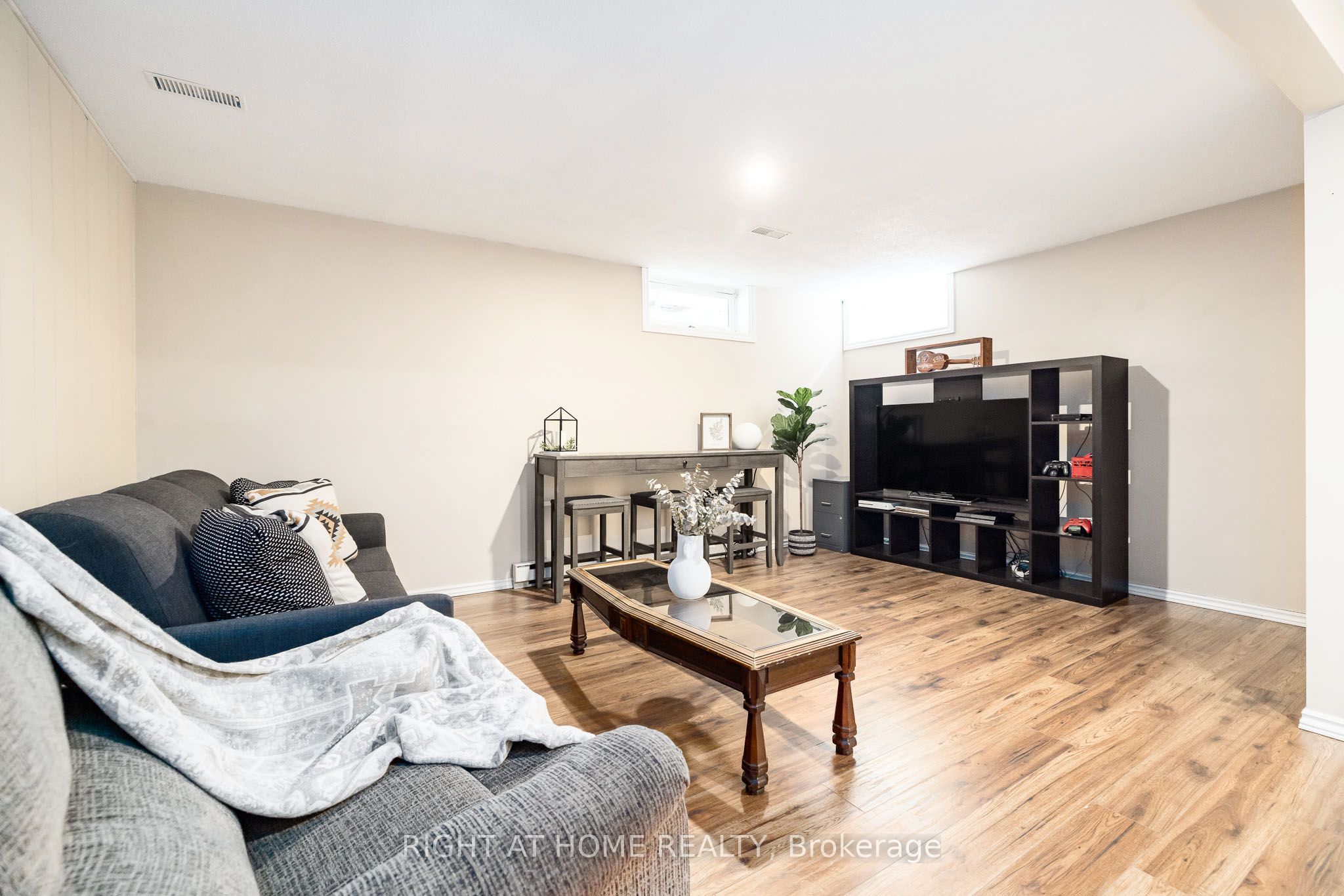 30 Berkshire Way Property Photo 28