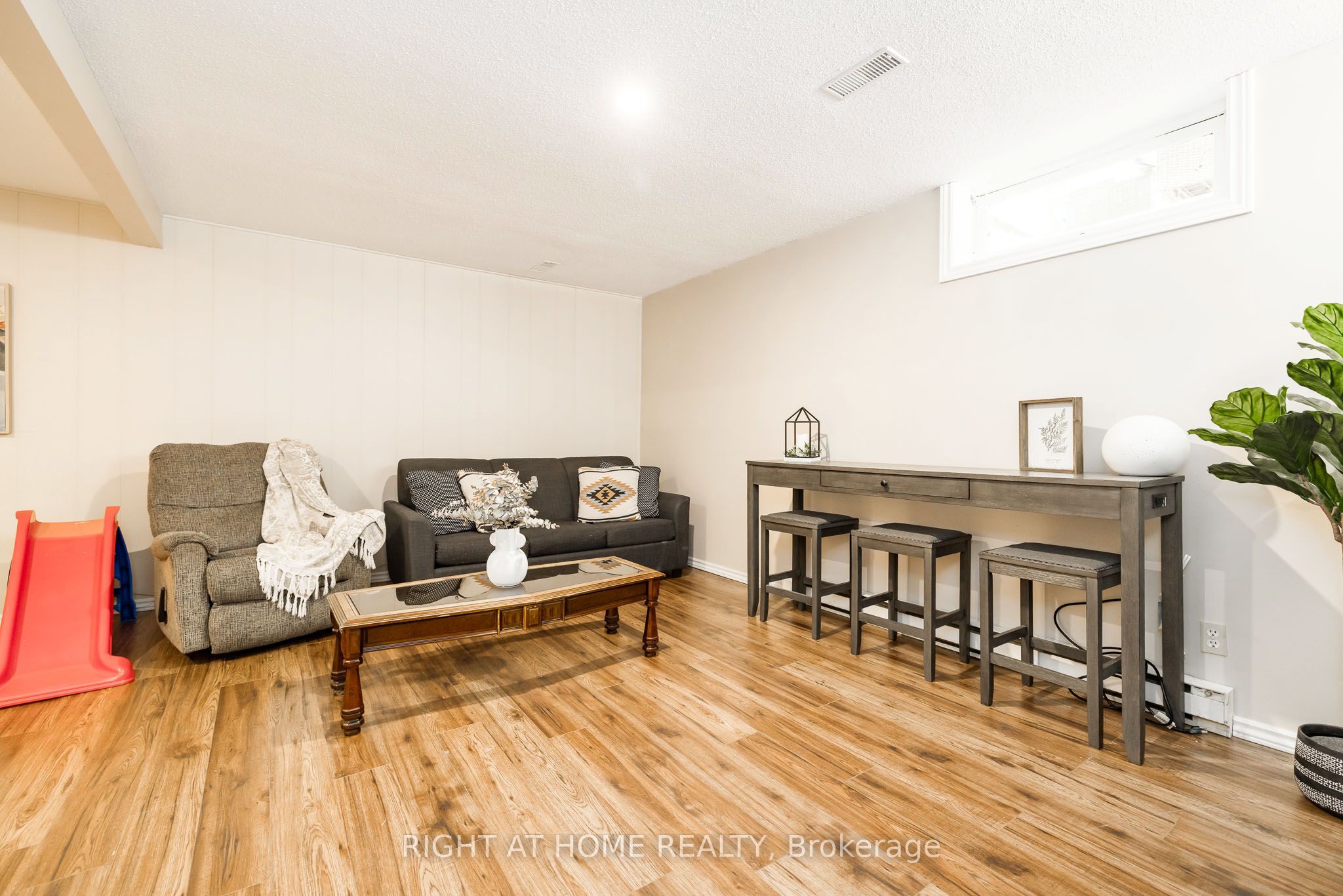 30 Berkshire Way Property Photo 30