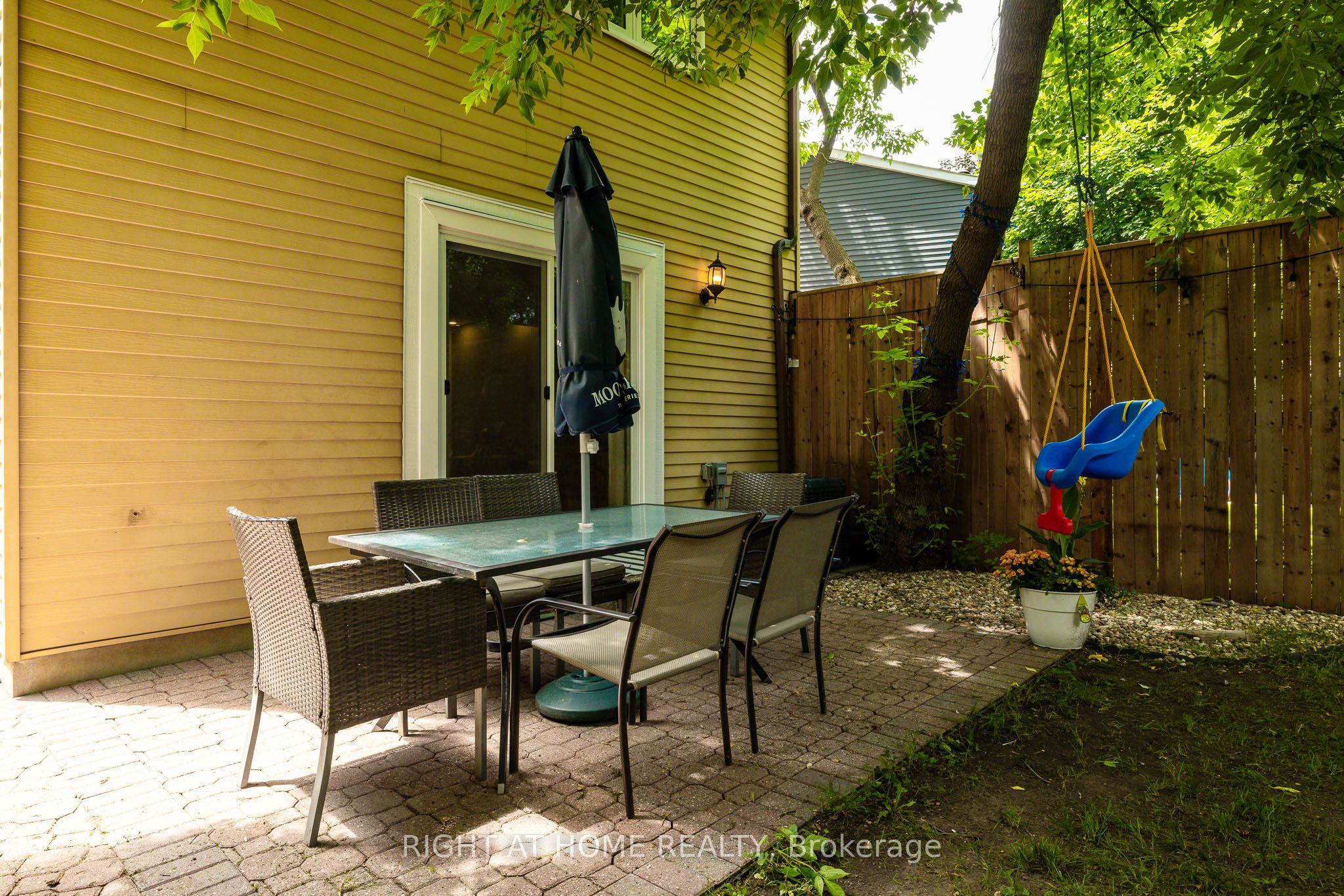 30 Berkshire Way Property Photo 37