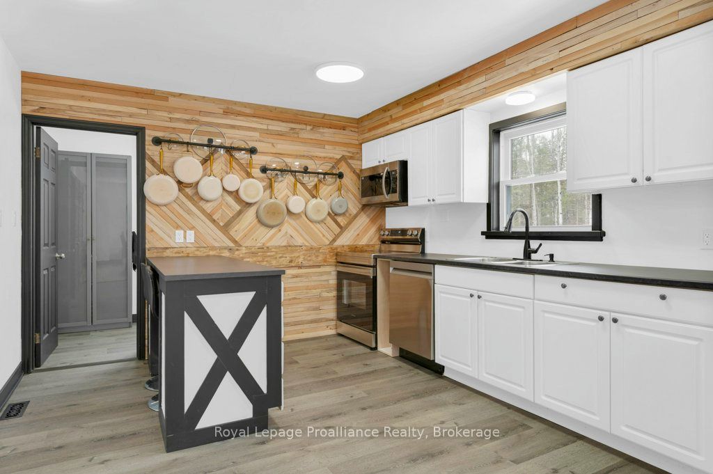 12 Cosgrove Lane Property Photo 17