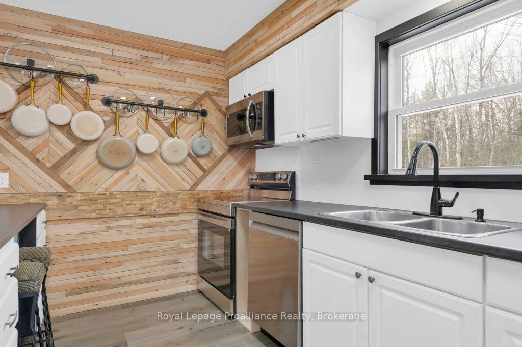 12 Cosgrove Lane Property Photo 19