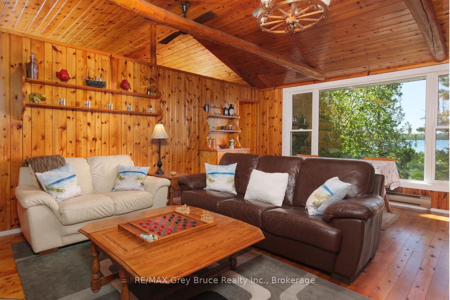 594 Warner Bay Road Property Photo 8