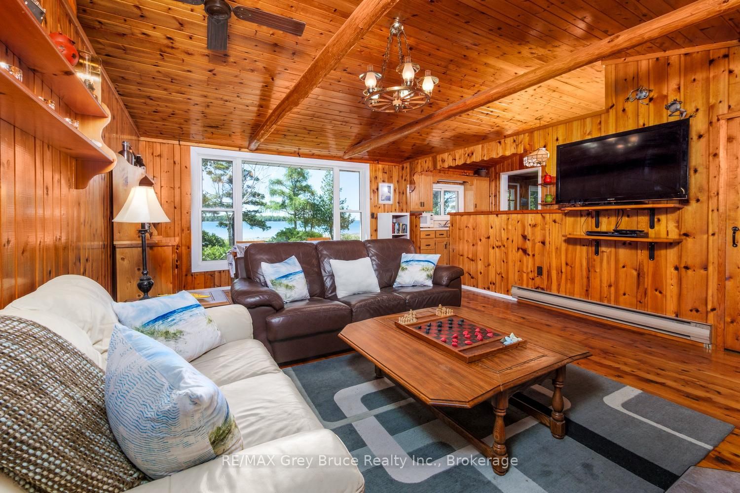 594 Warner Bay Road Property Photo 11