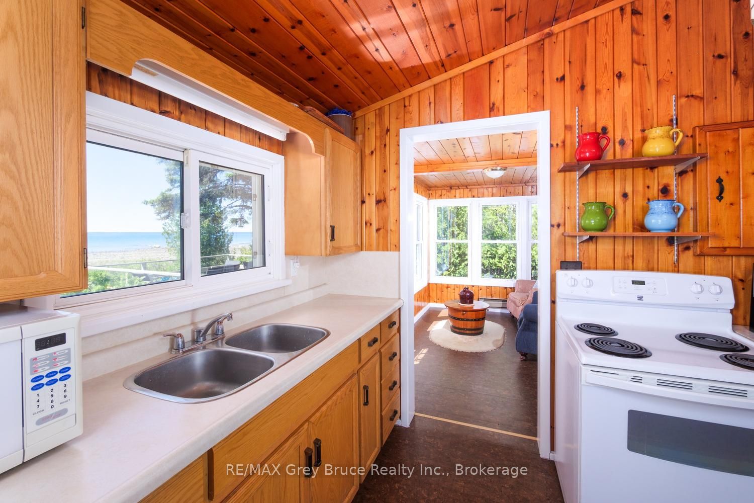 594 Warner Bay Road Property Photo 15