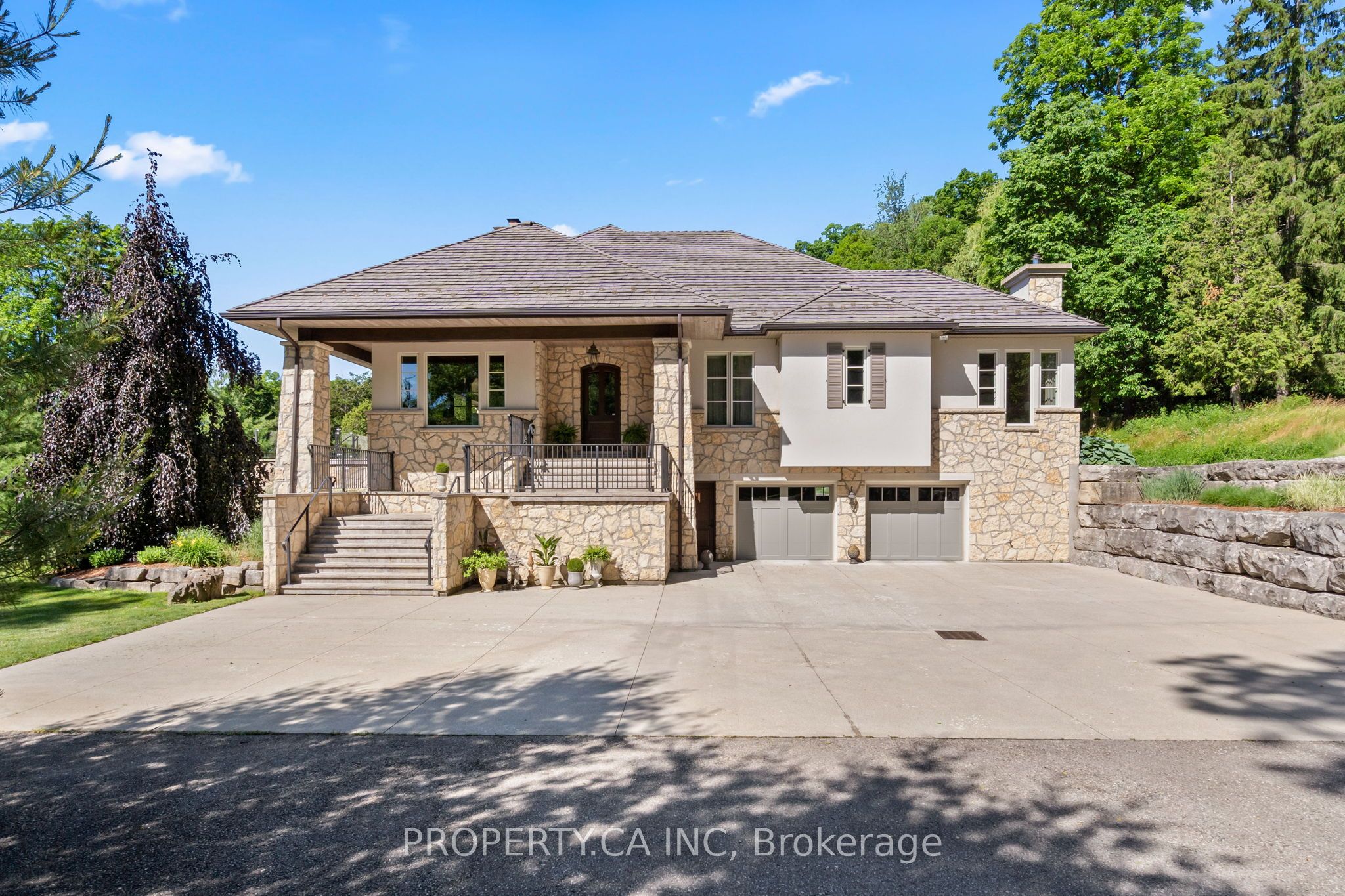 10955 Old River Road Property Photo 3