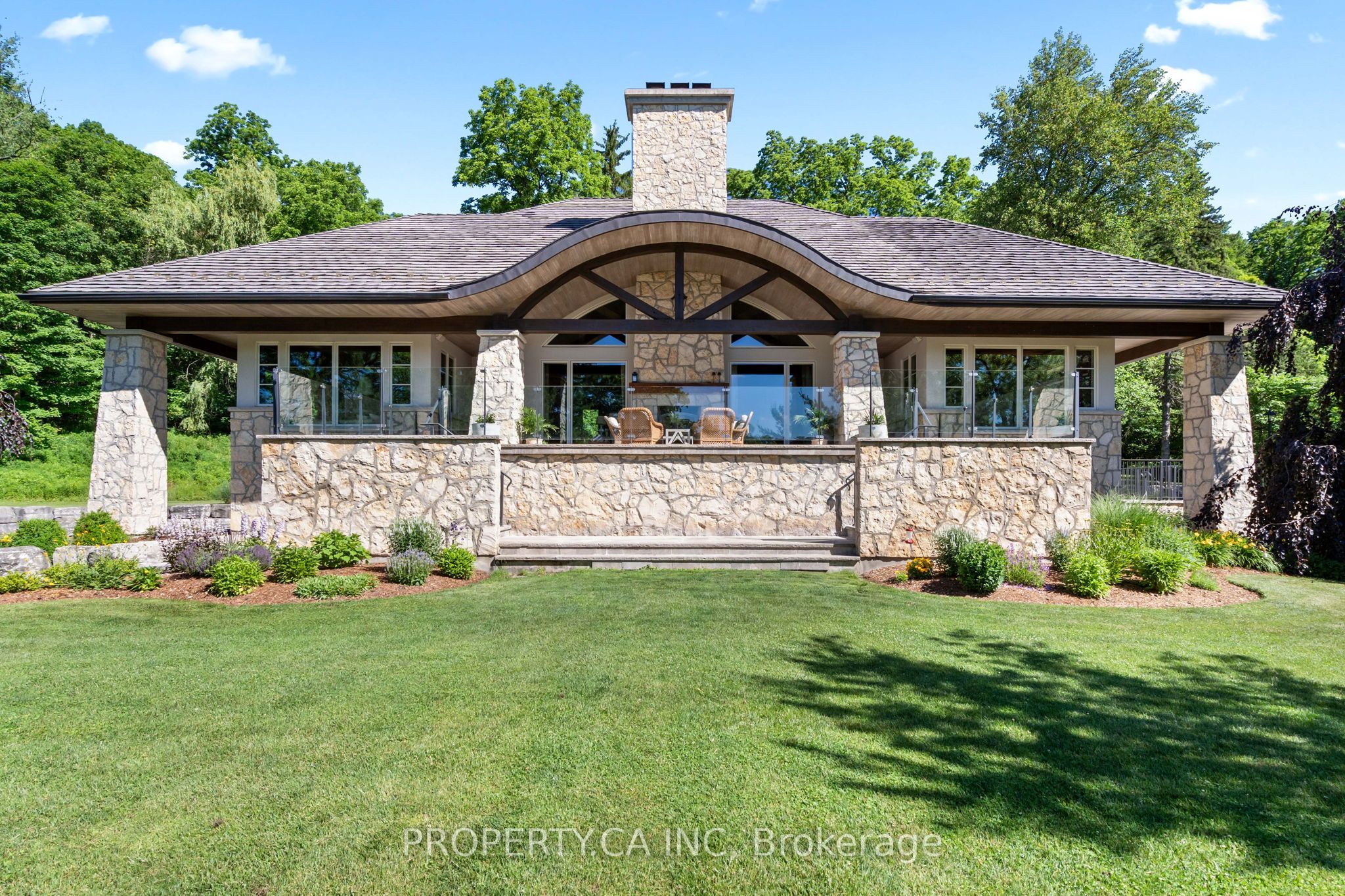10955 Old River Road Property Photo 4