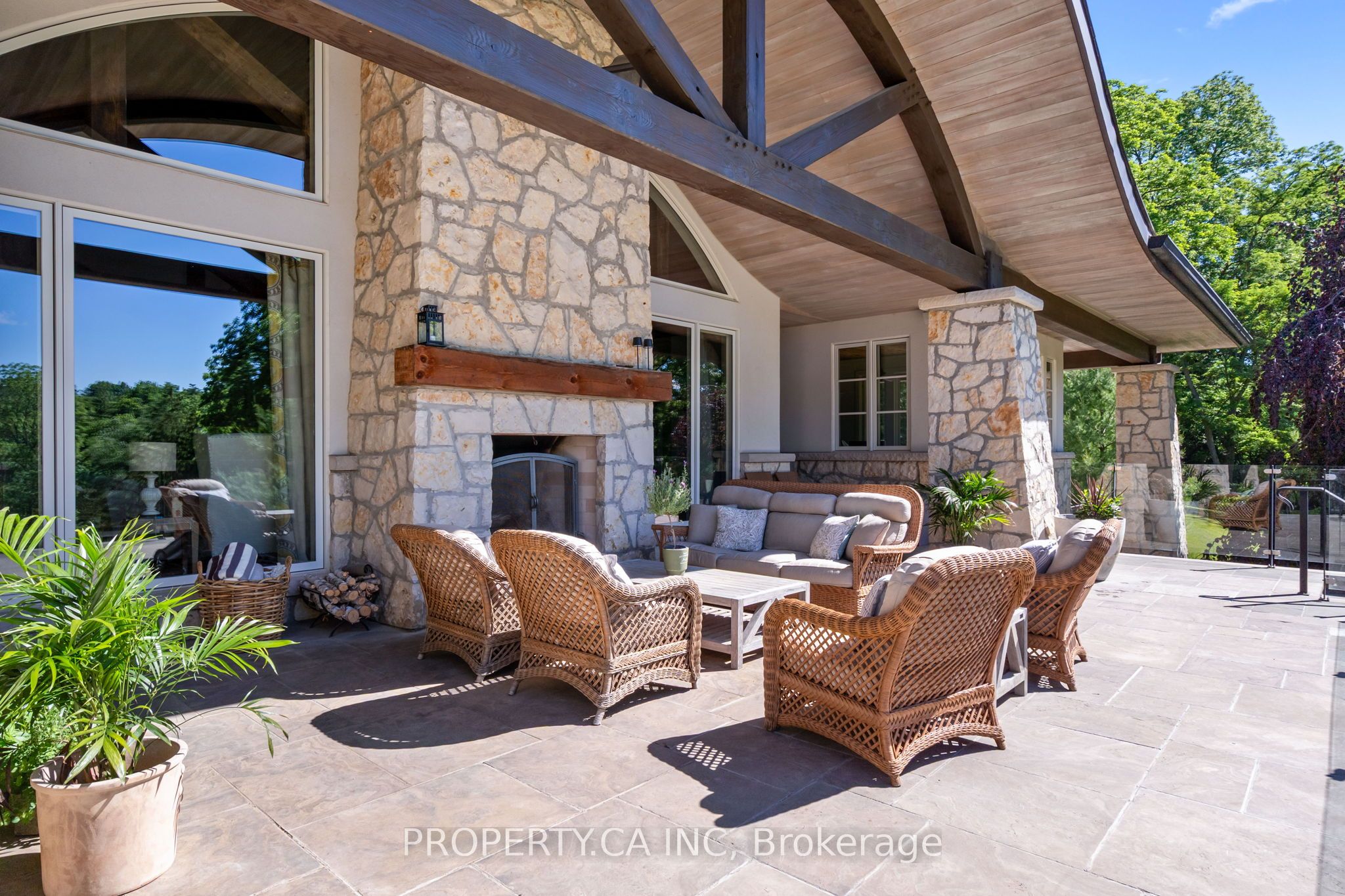 10955 Old River Road Property Photo 9