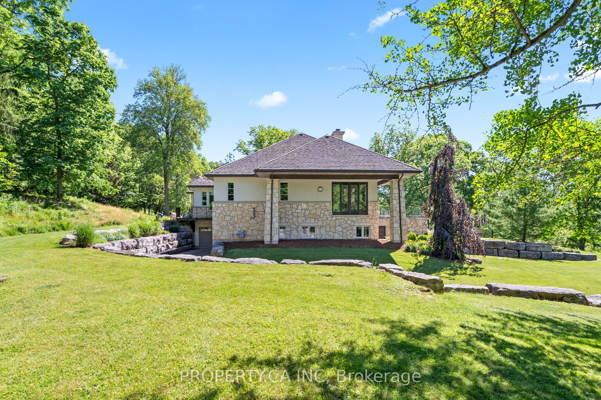10955 Old River Road Property Photo 14