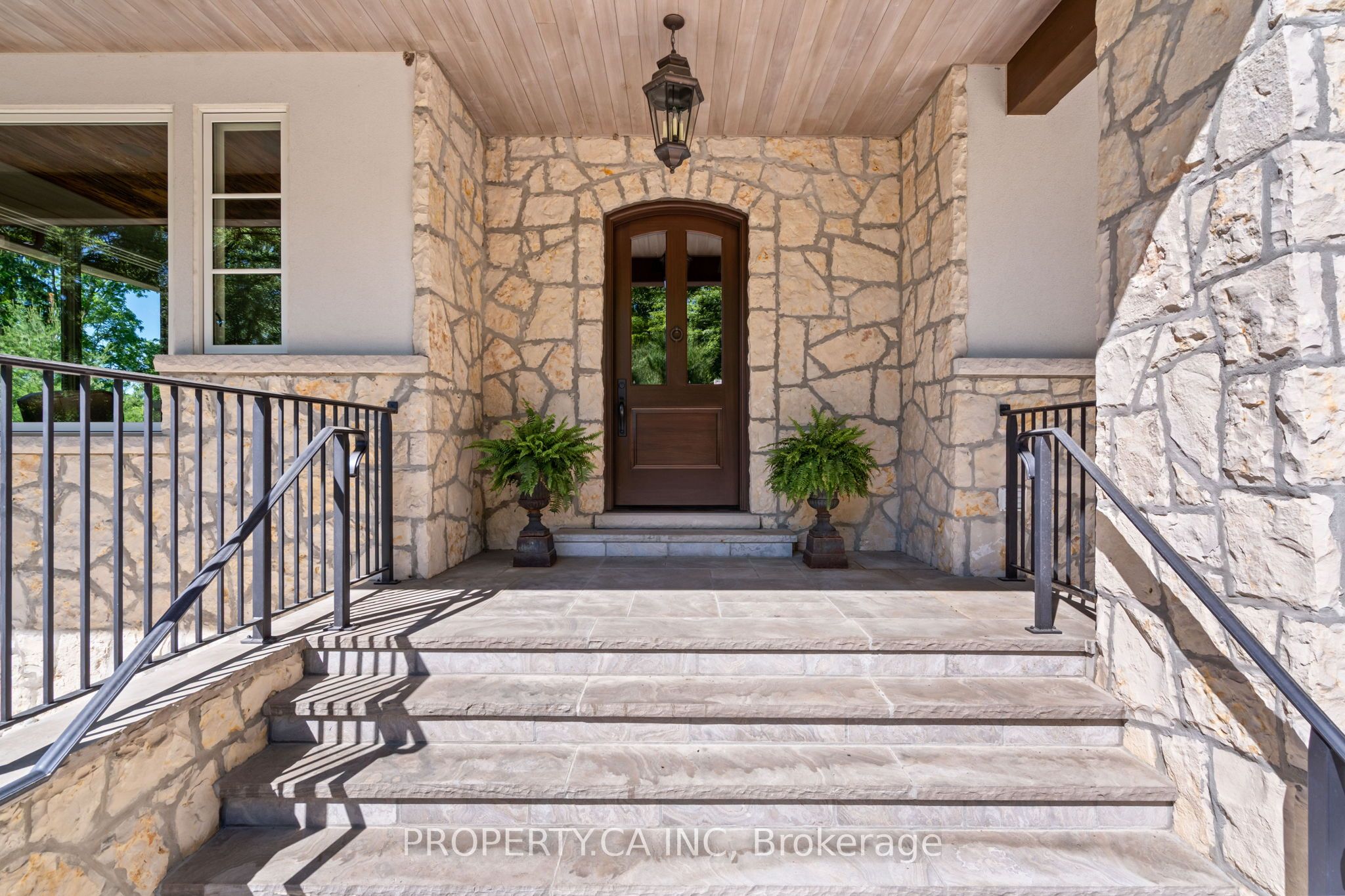 10955 Old River Road Property Photo 16
