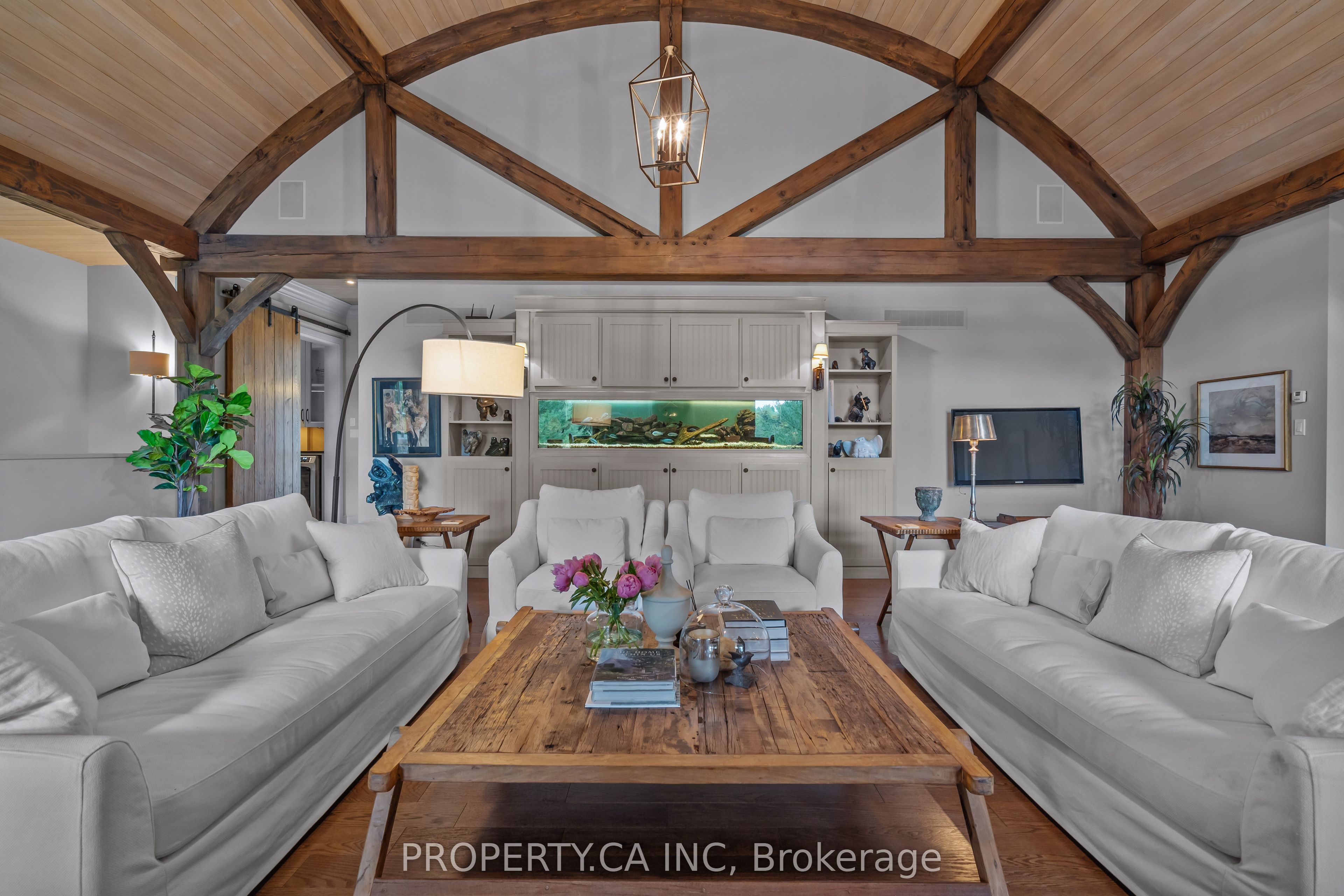 10955 Old River Road Property Photo 20
