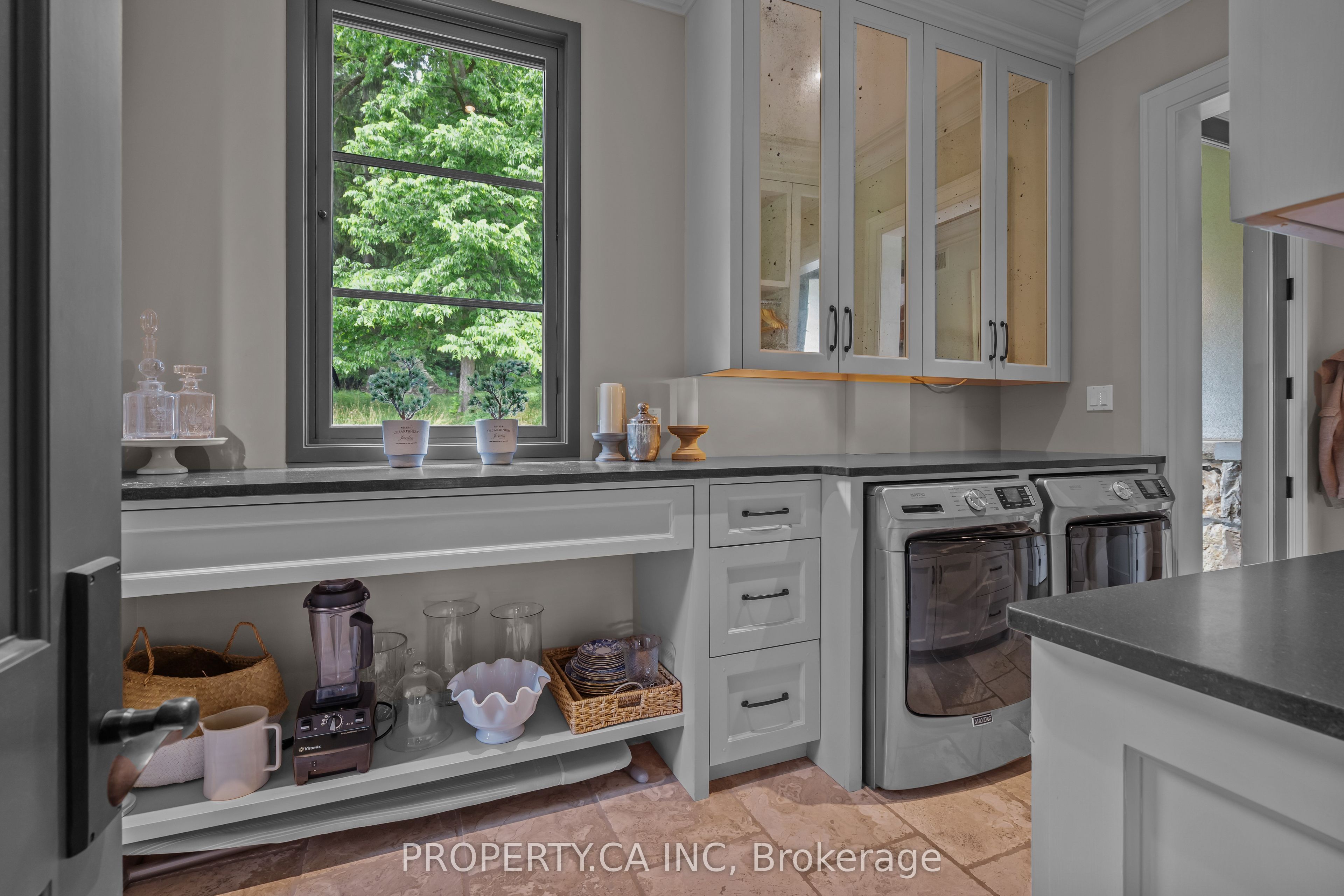 10955 Old River Road Property Photo 28