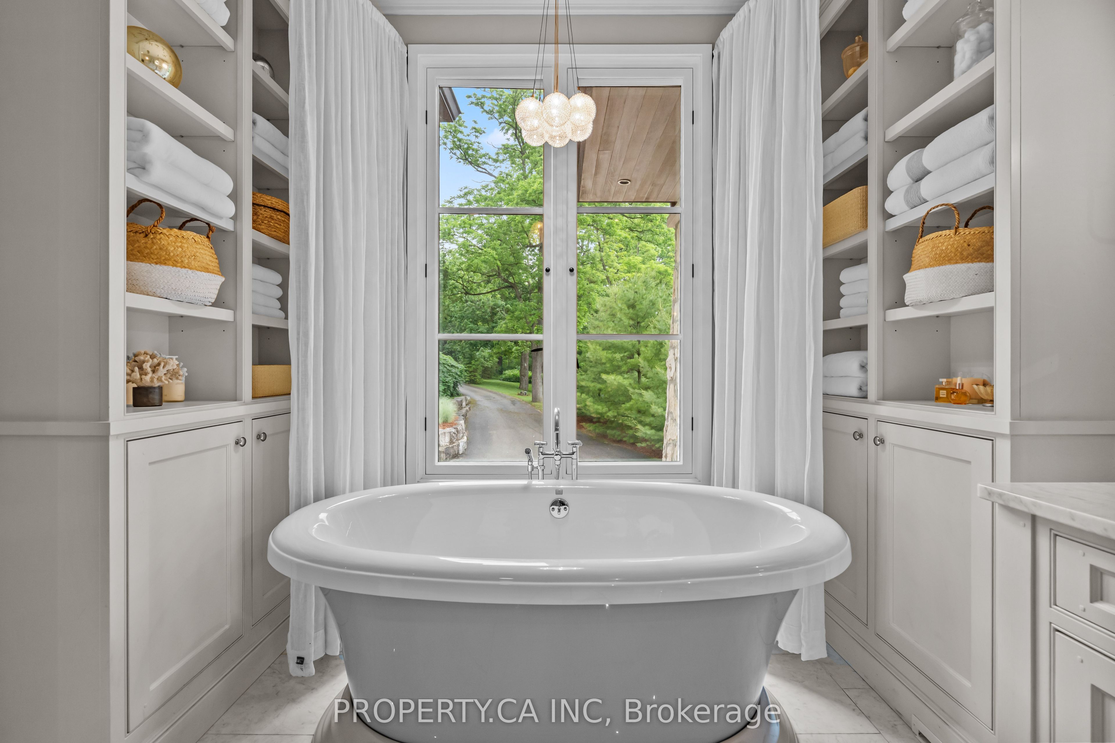 10955 Old River Road Property Photo 34