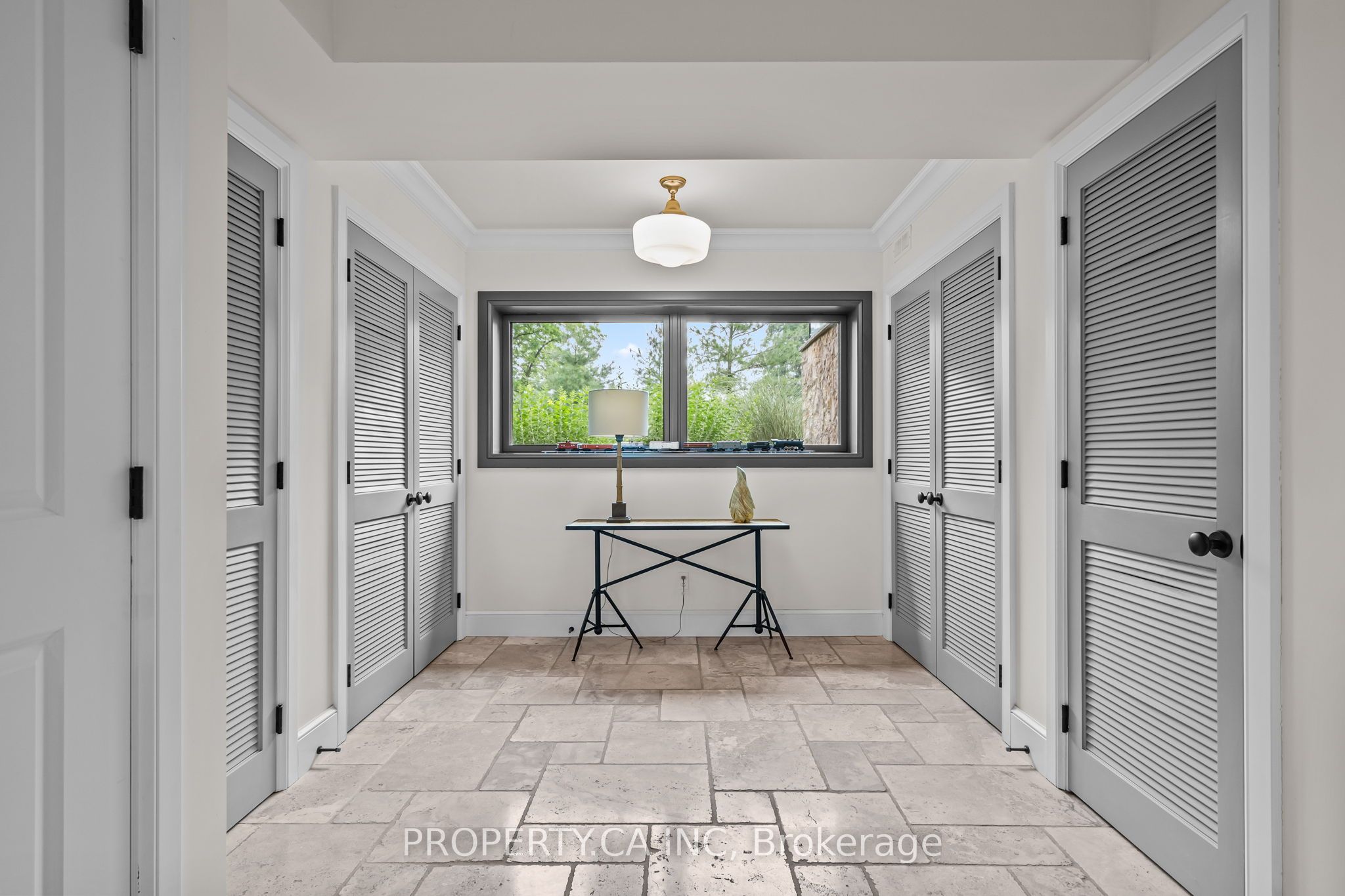 10955 Old River Road Property Photo 44