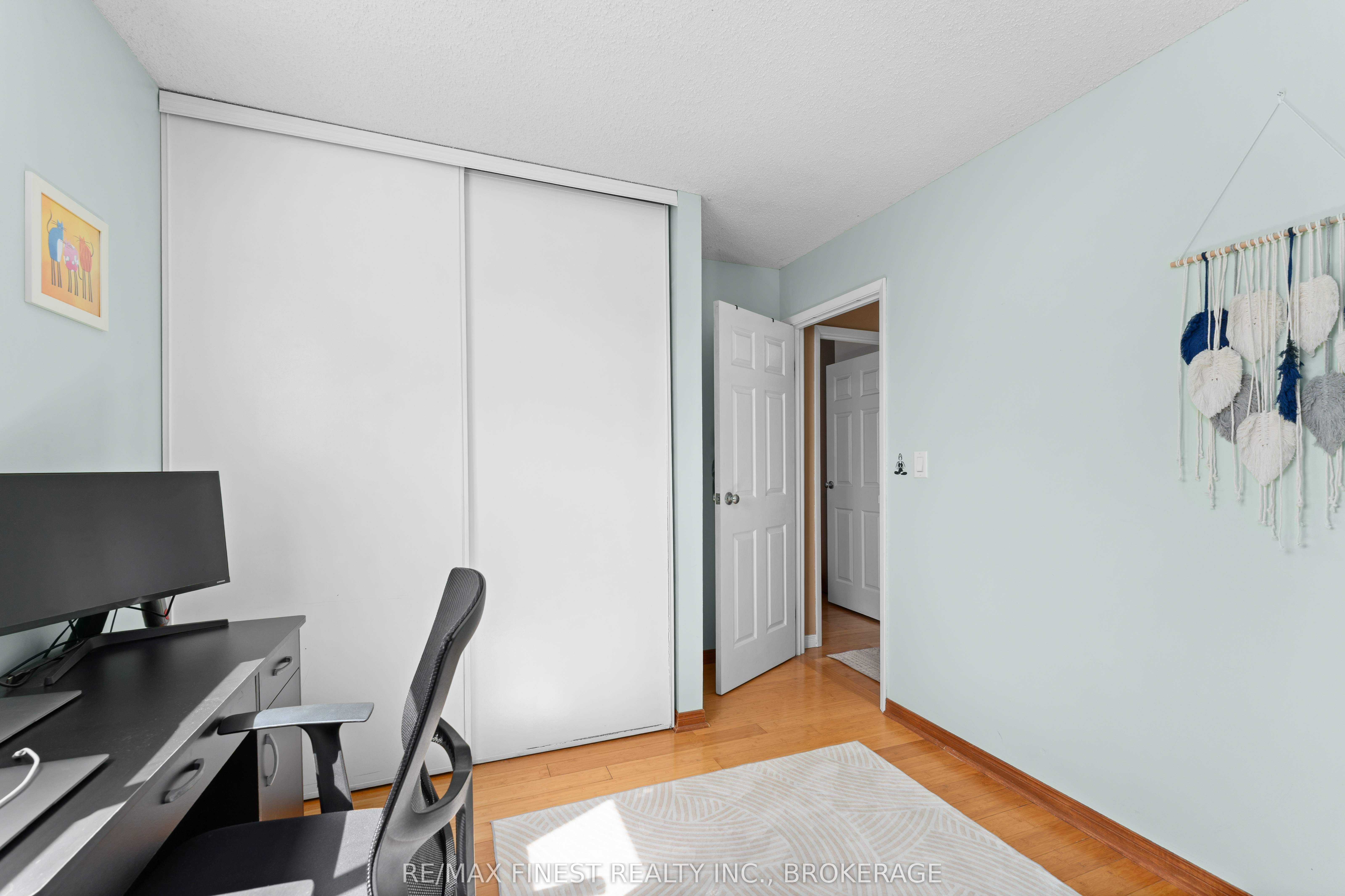 102 Grenadier Drive Property Photo 16