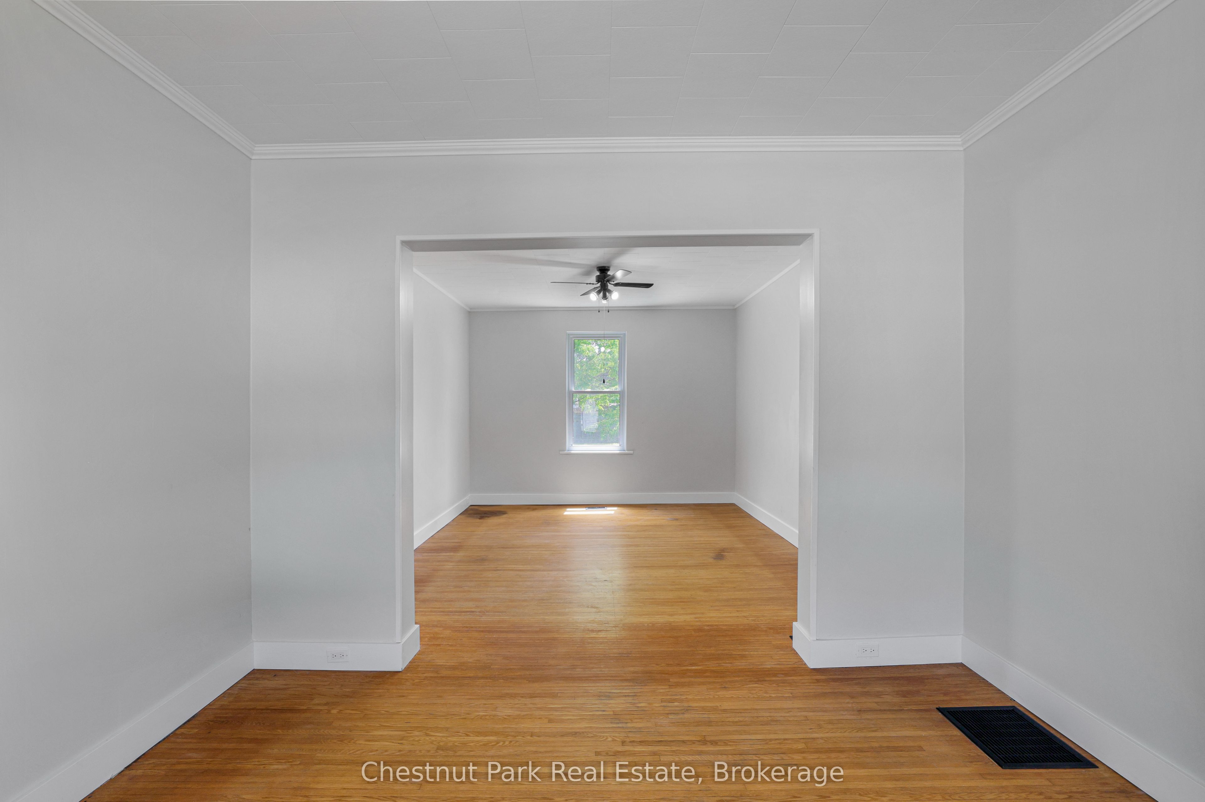 435 13th Street W Property Photo 9