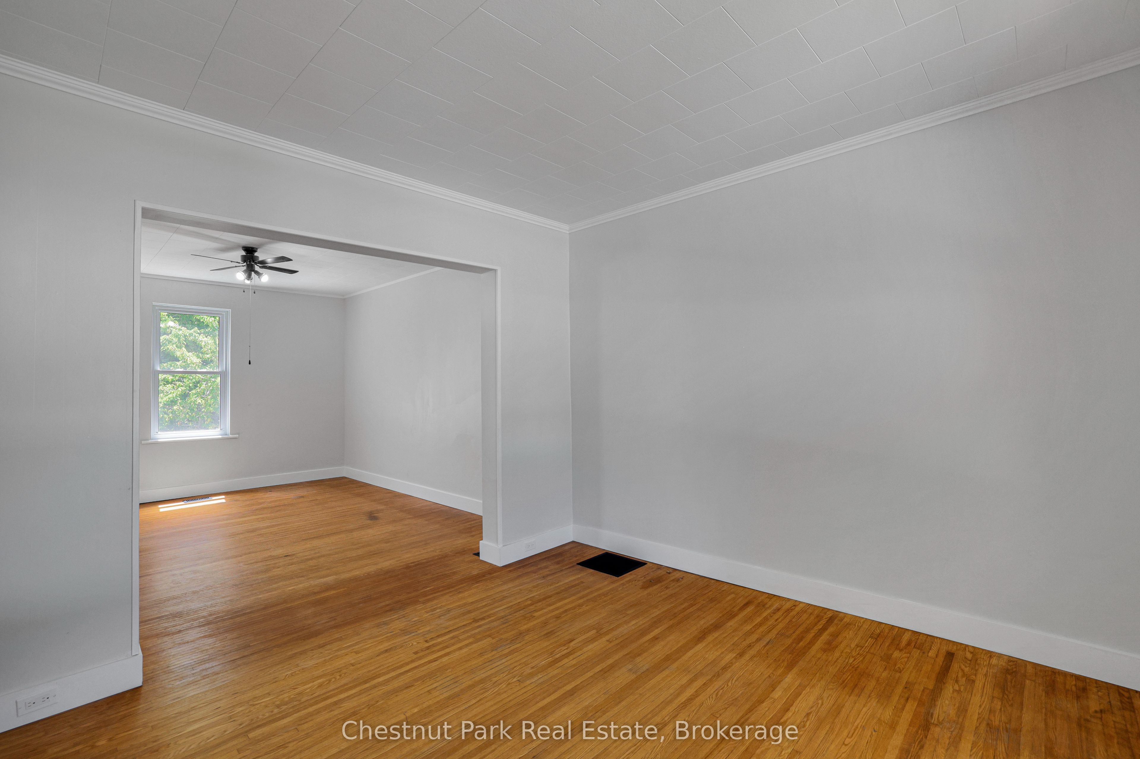 435 13th Street W Property Photo 11