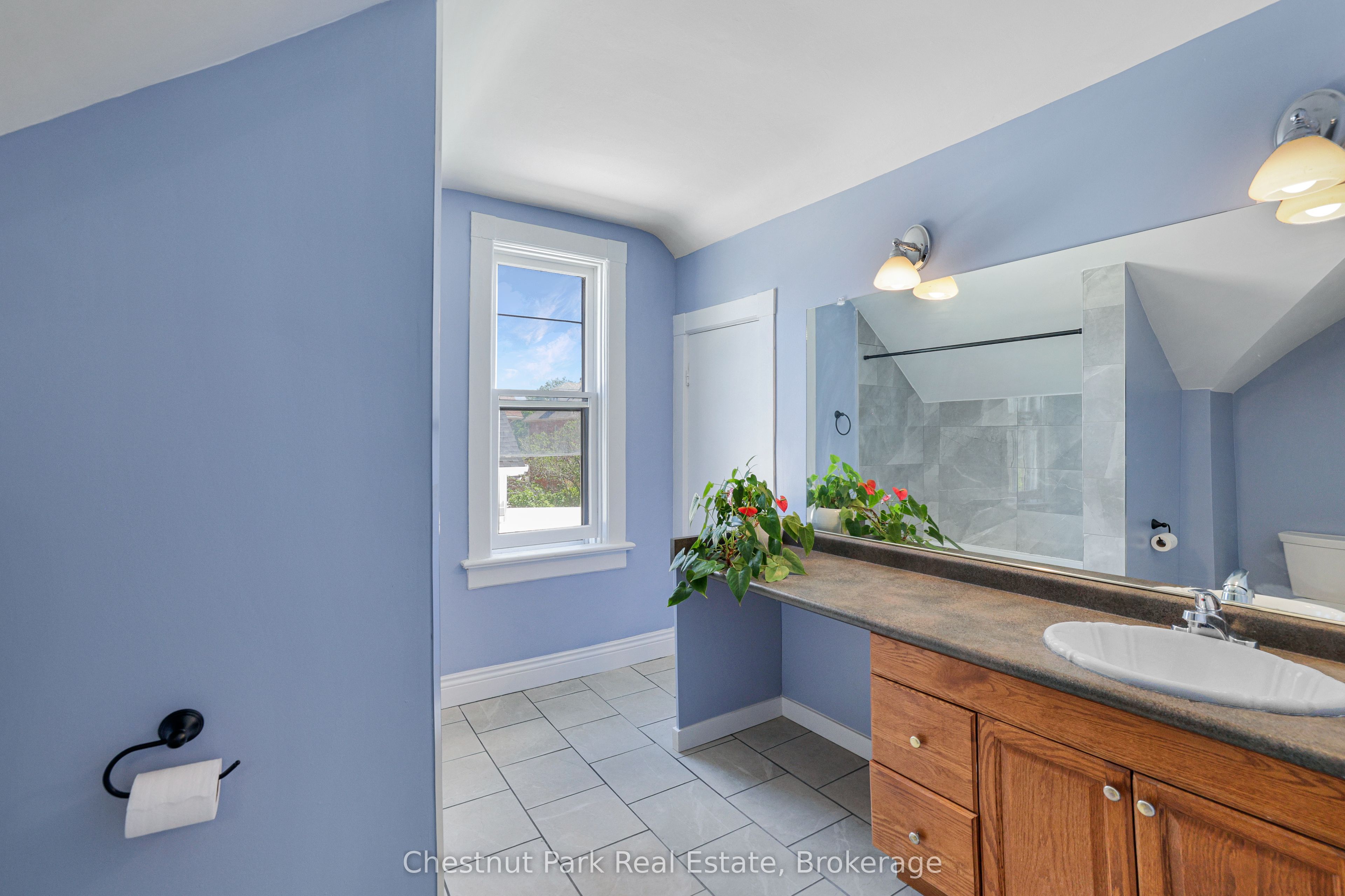 435 13th Street W Property Photo 33