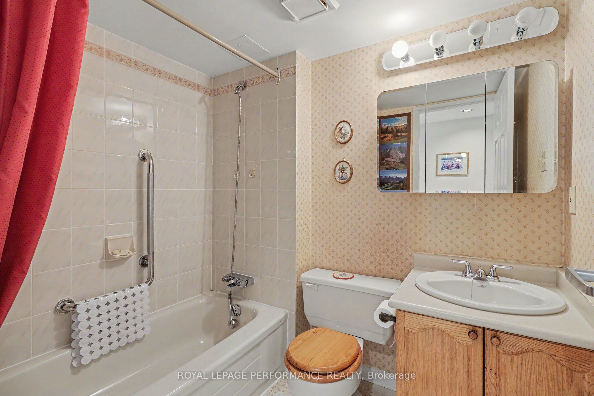 340 Centrum Boulevard 304 Property Photo 18