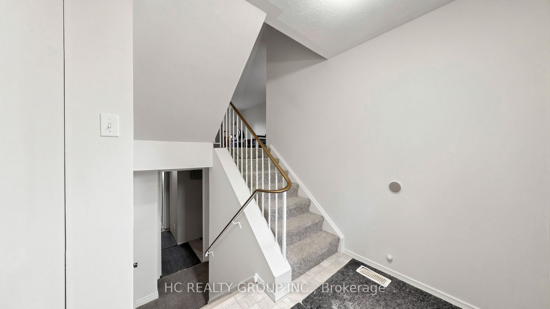433 Keats Way 1 Property Photo 23