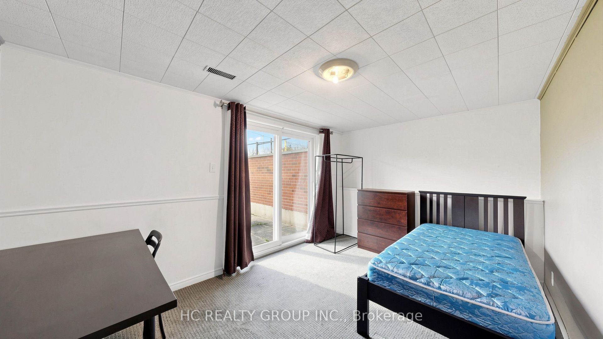 433 Keats Way 1 Property Photo 39