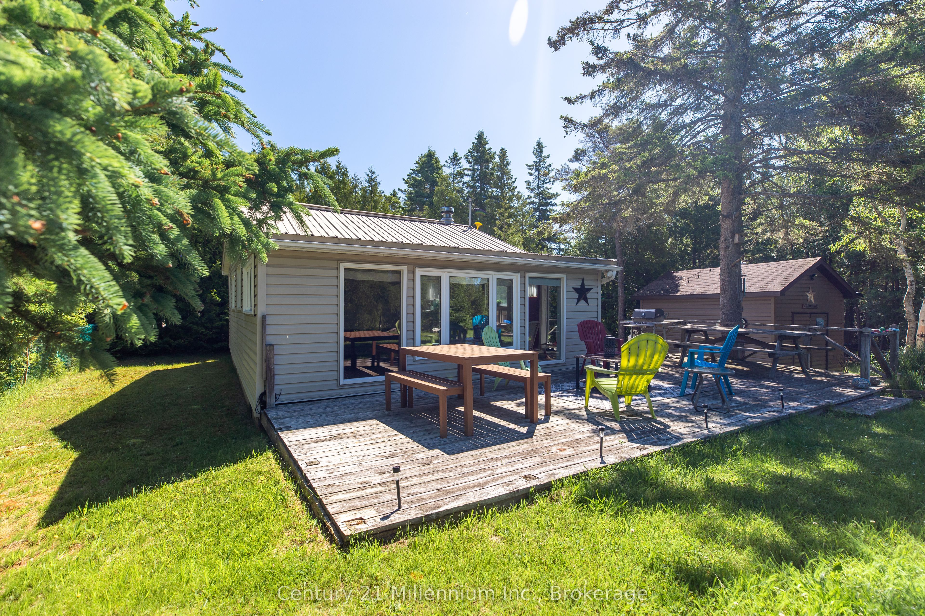 1443 Sunset Drive Property Photo 3