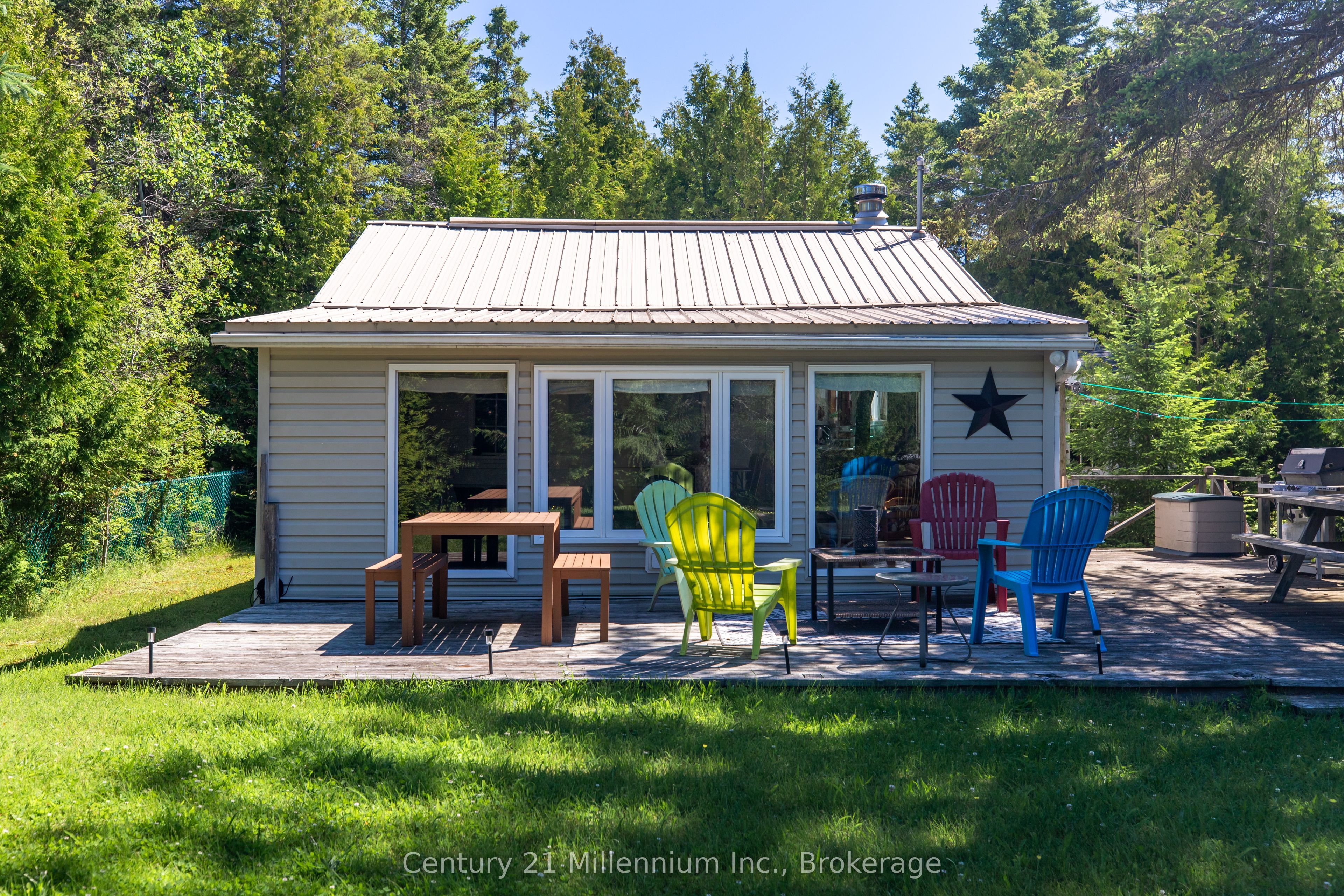 1443 Sunset Drive Property Photo 4