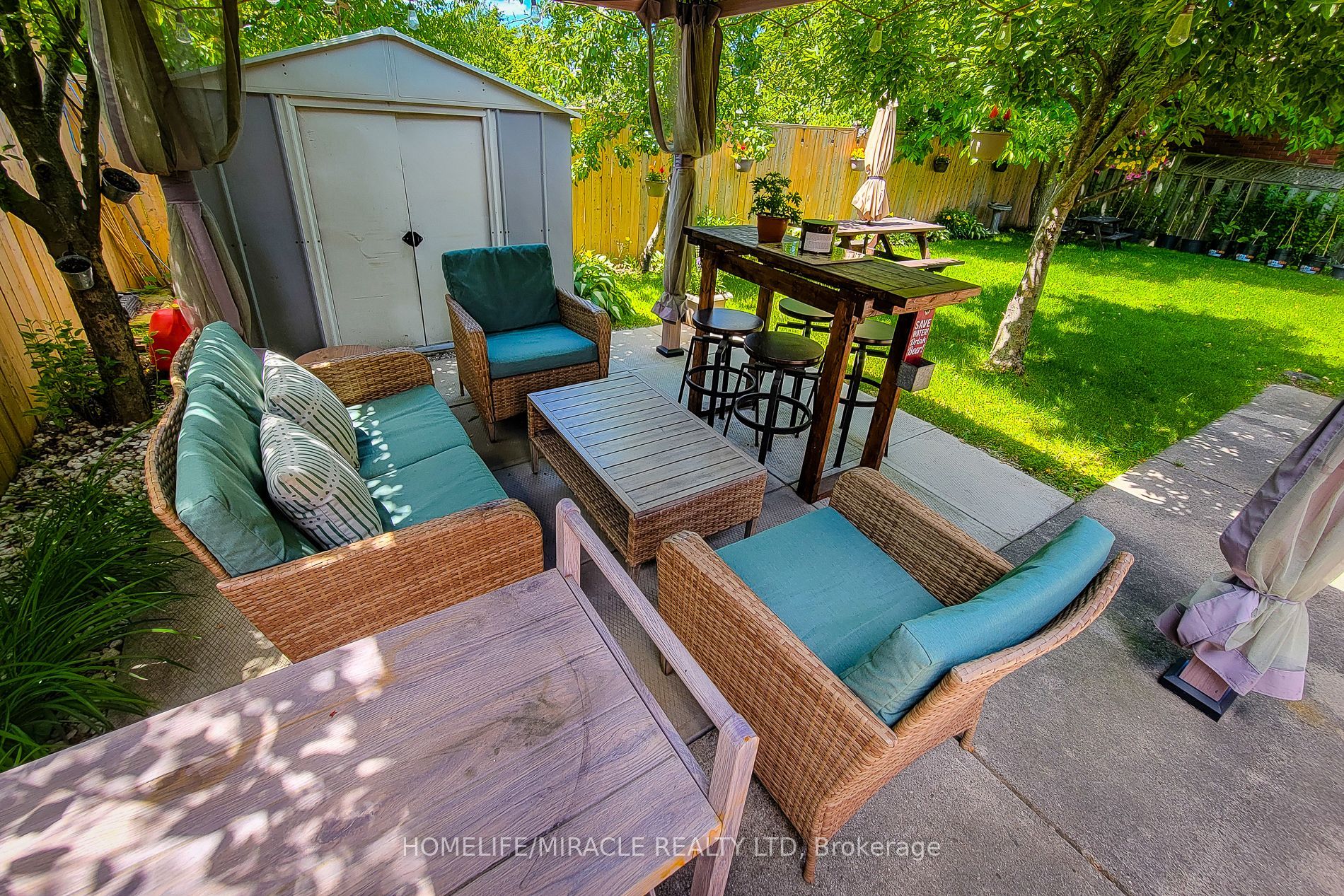 12 Maitland Avenue E Property Photo 8