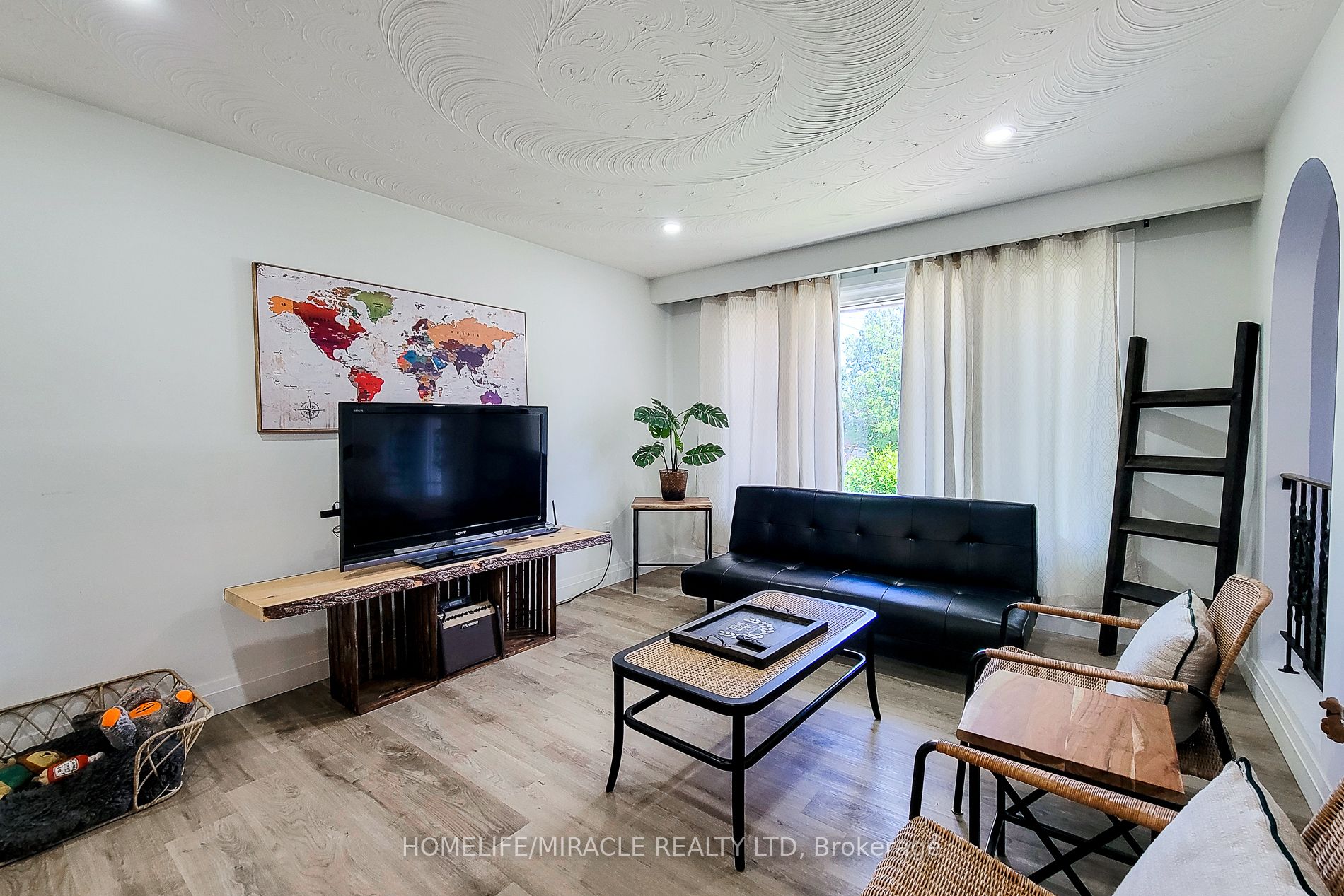 12 Maitland Avenue E Property Photo 16