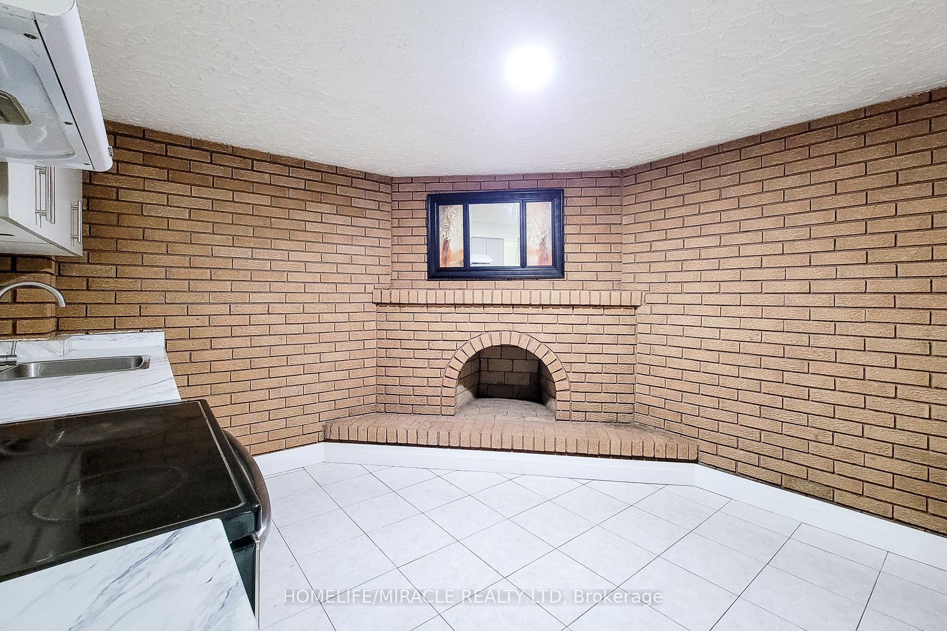 12 Maitland Avenue E Property Photo 38