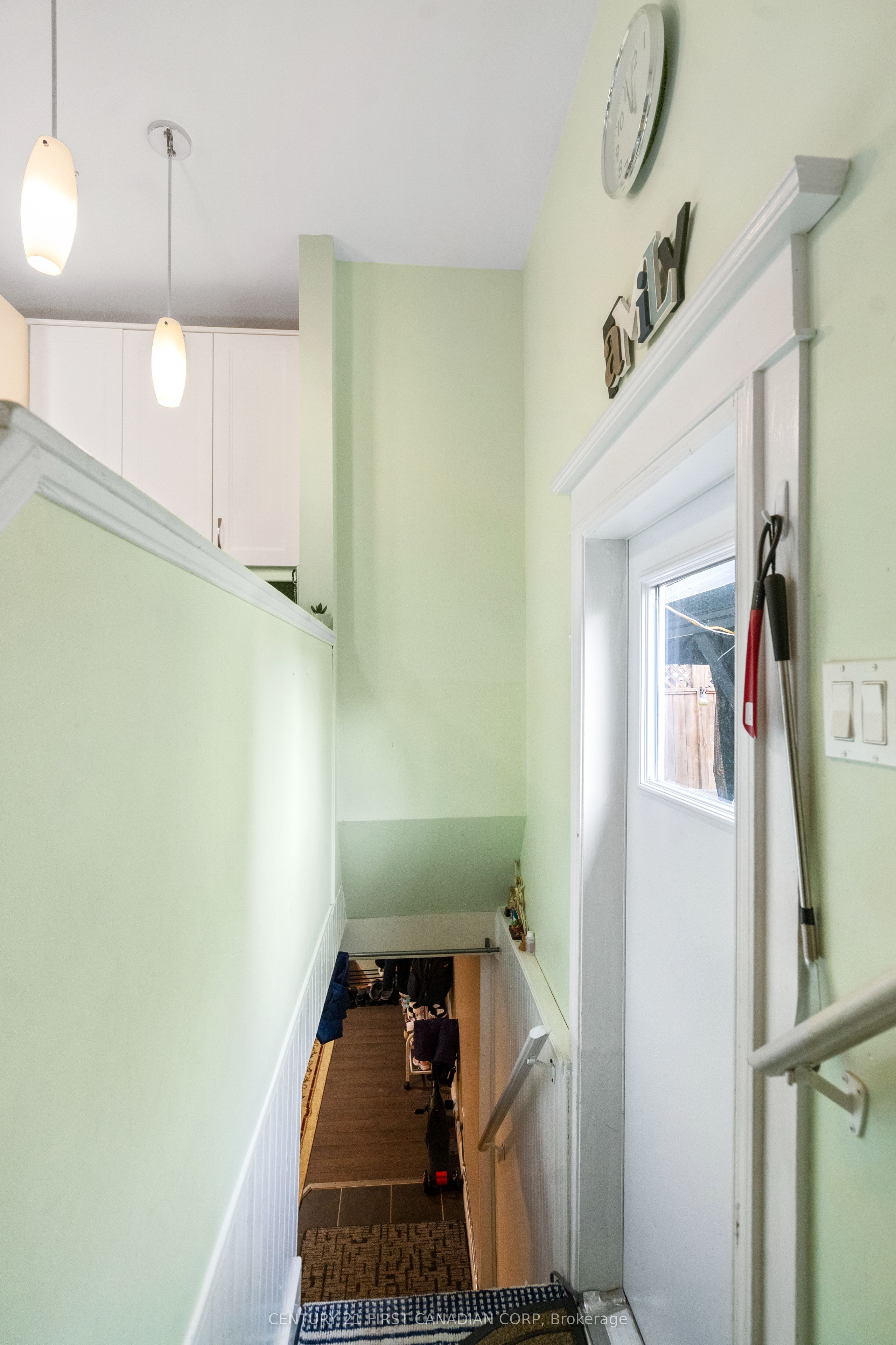 594 Highbury Avenue N Property Photo 20
