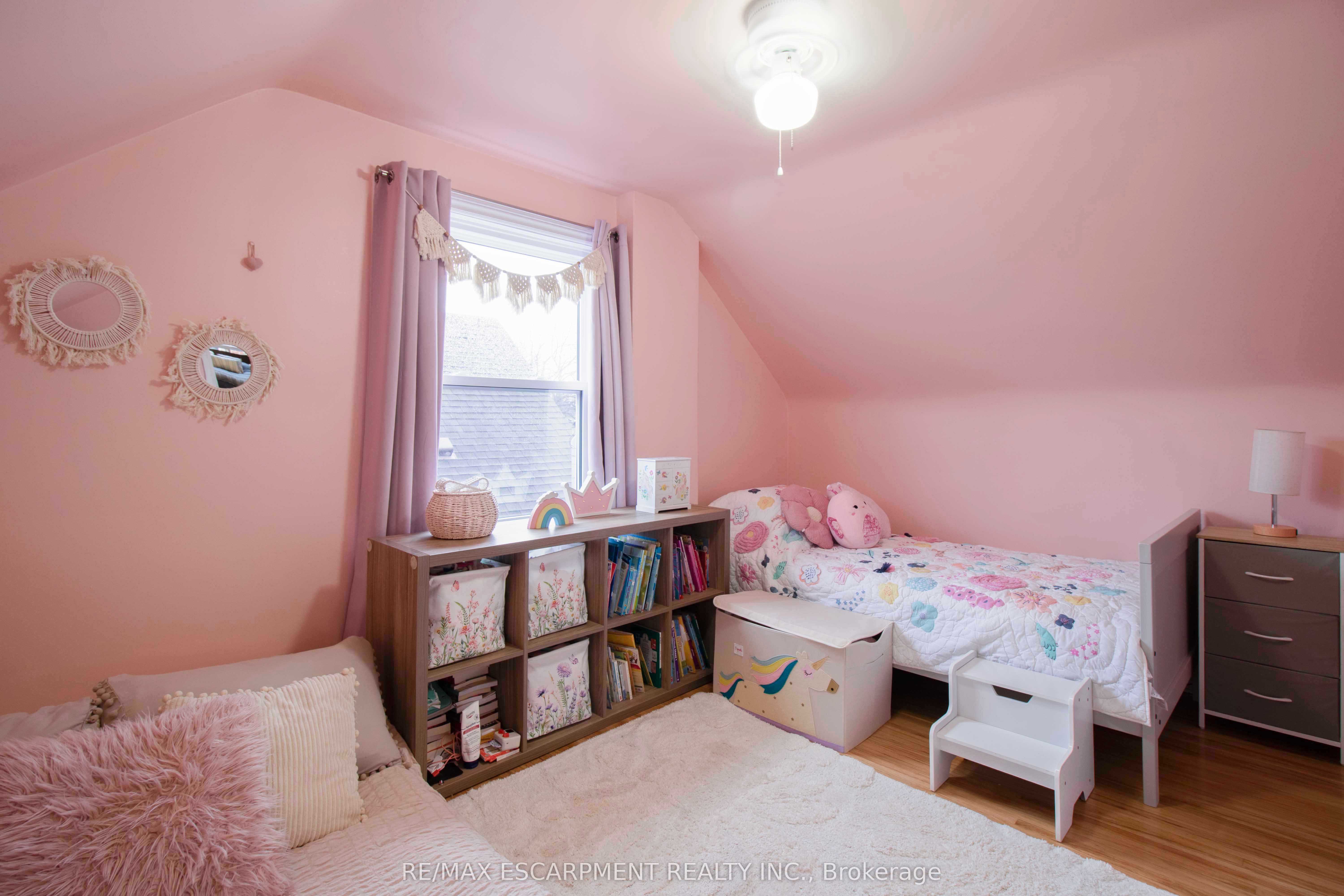 149 East 34th Street Property Photo 23