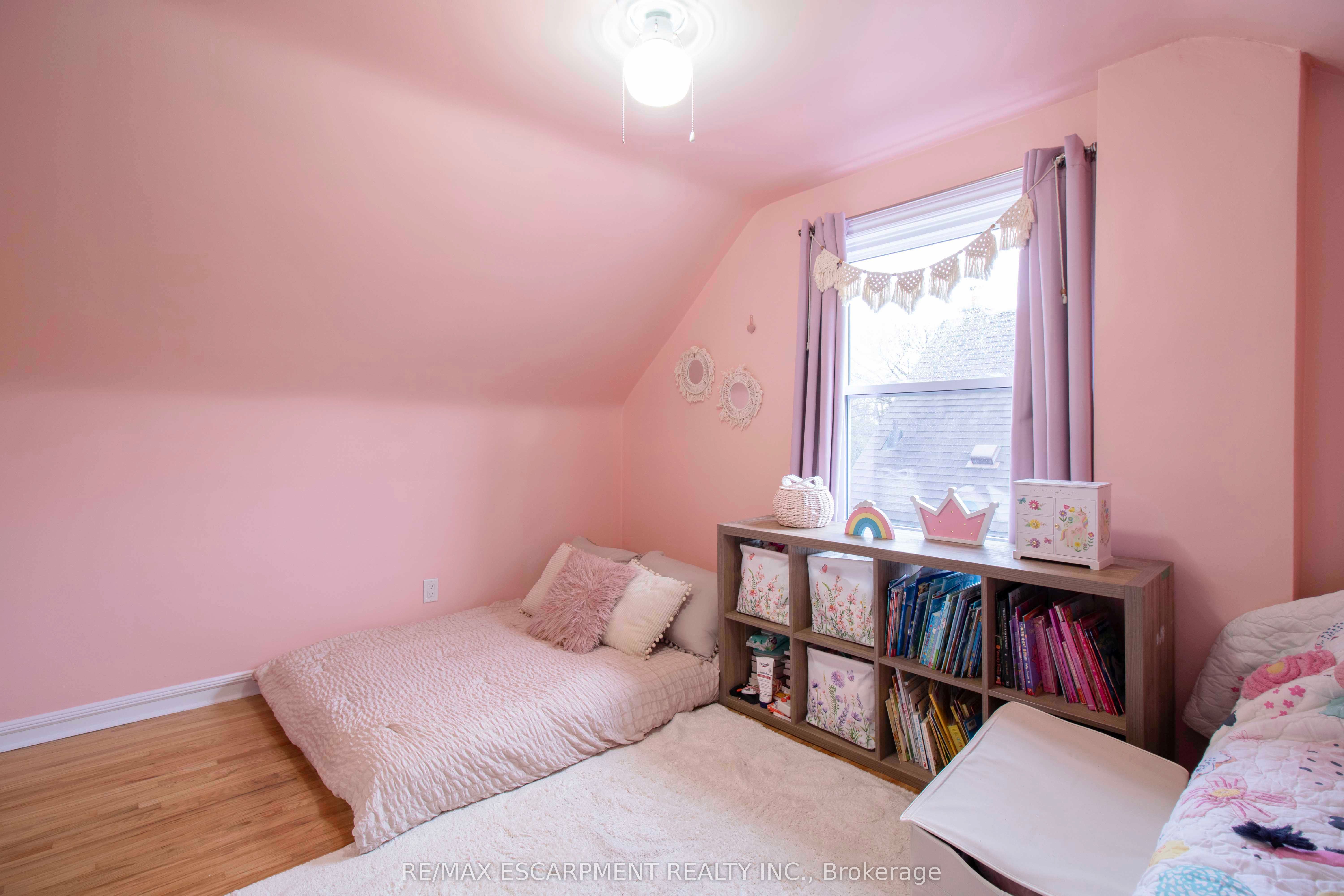 149 East 34th Street Property Photo 24