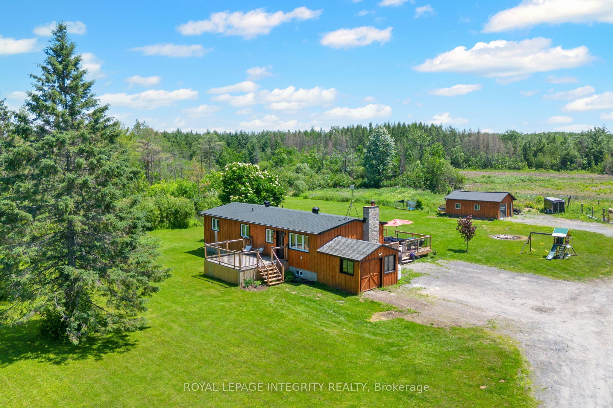 4228 O'neil Road Property Photo 2