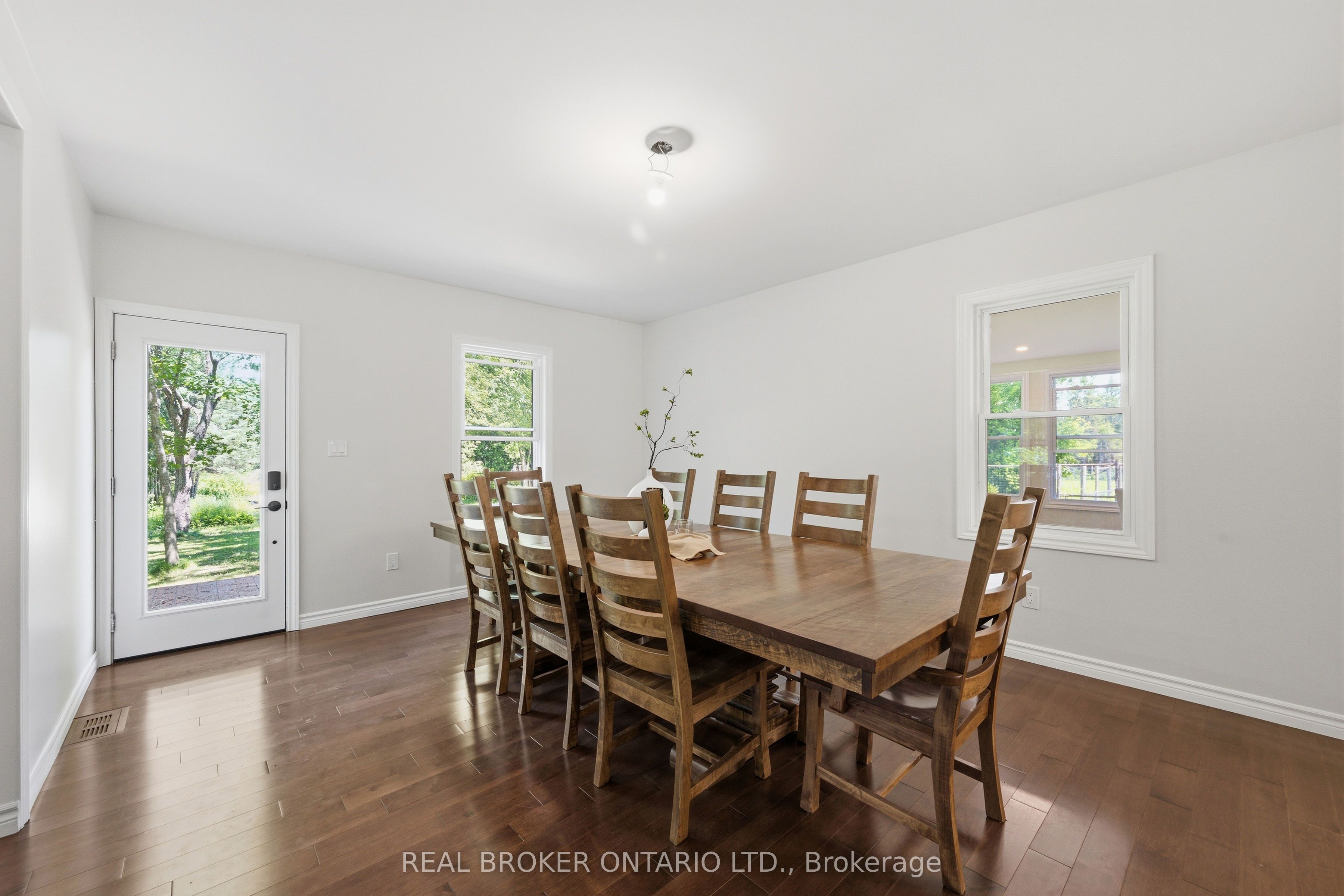 4184 Gordon Murdock Road Property Photo 14