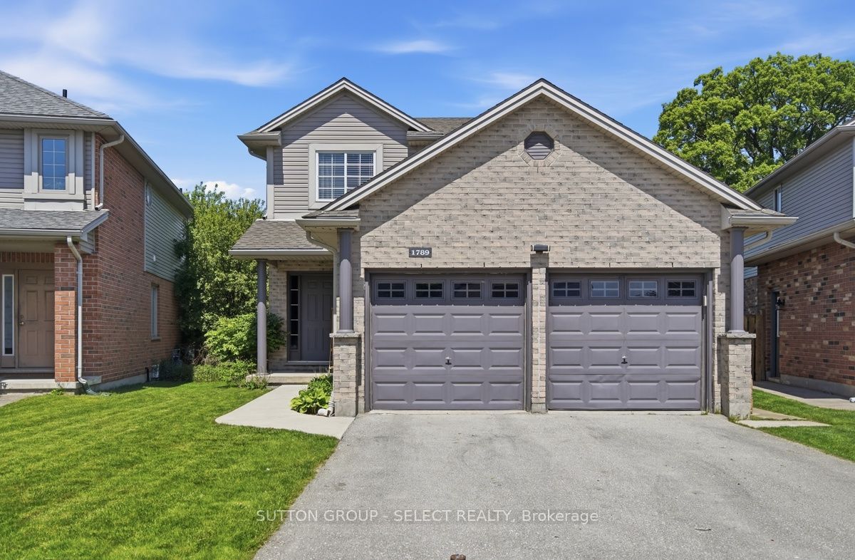 1789 Devos Drive Property Photo 2