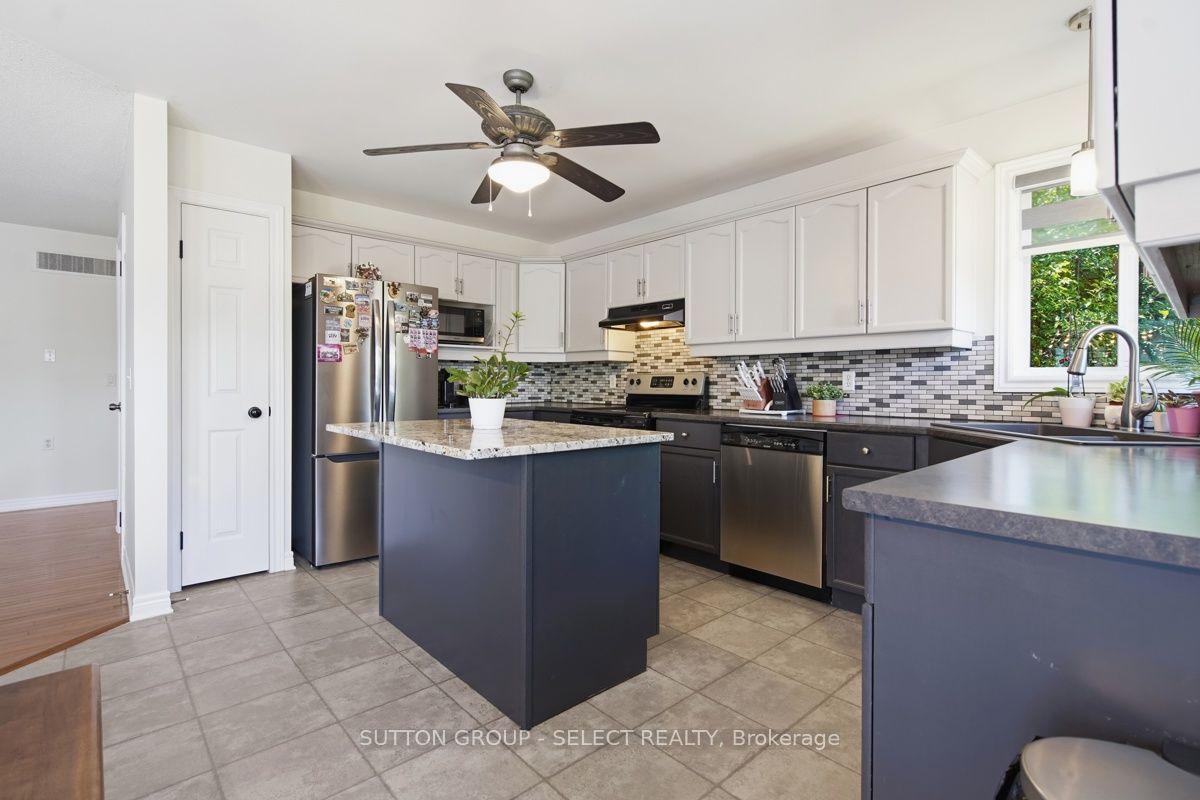 1789 Devos Drive Property Photo 16
