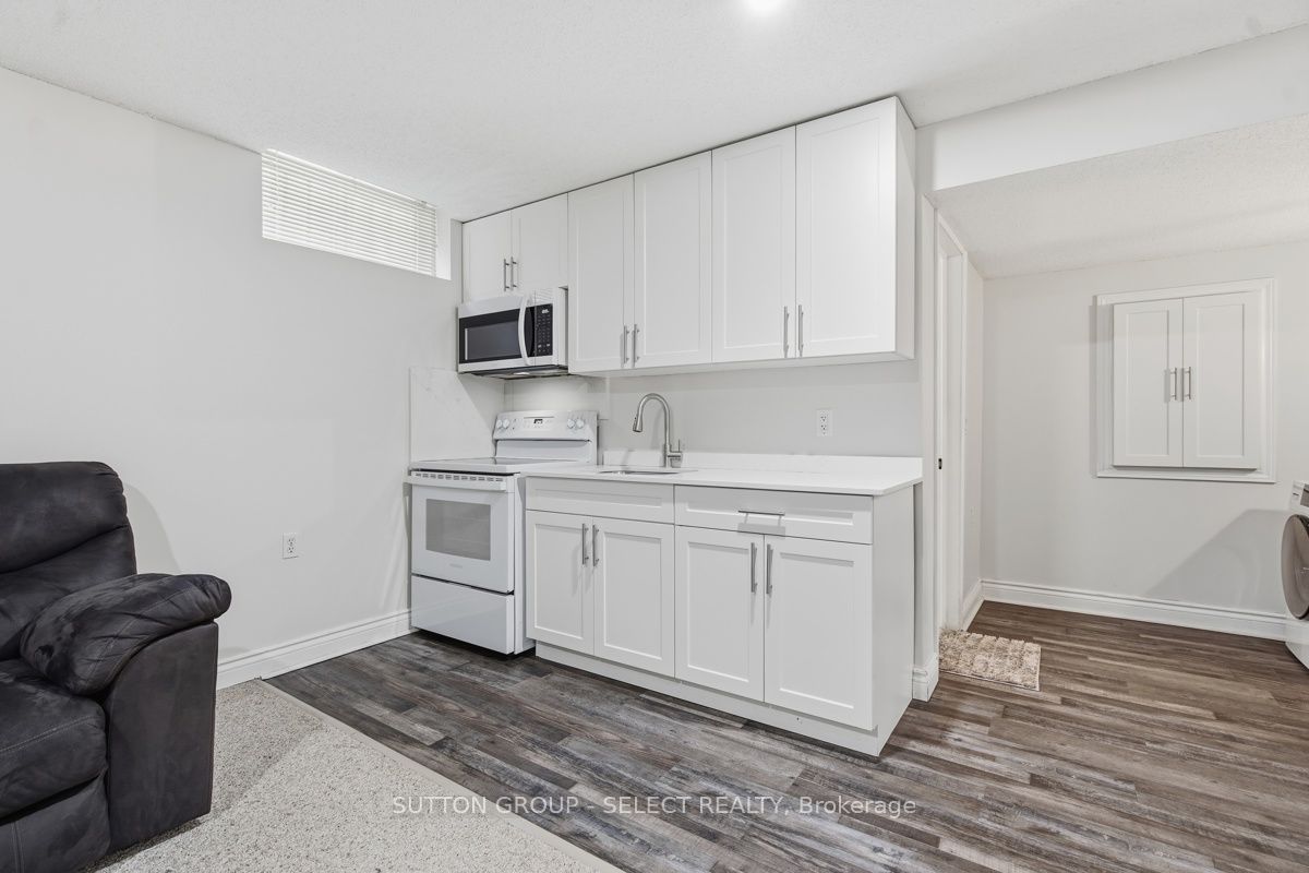 1789 Devos Drive Property Photo 33