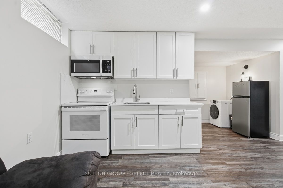 1789 Devos Drive Property Photo 34