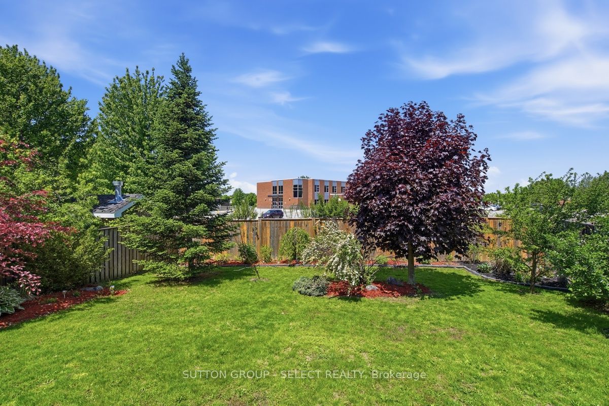 1789 Devos Drive Property Photo 46