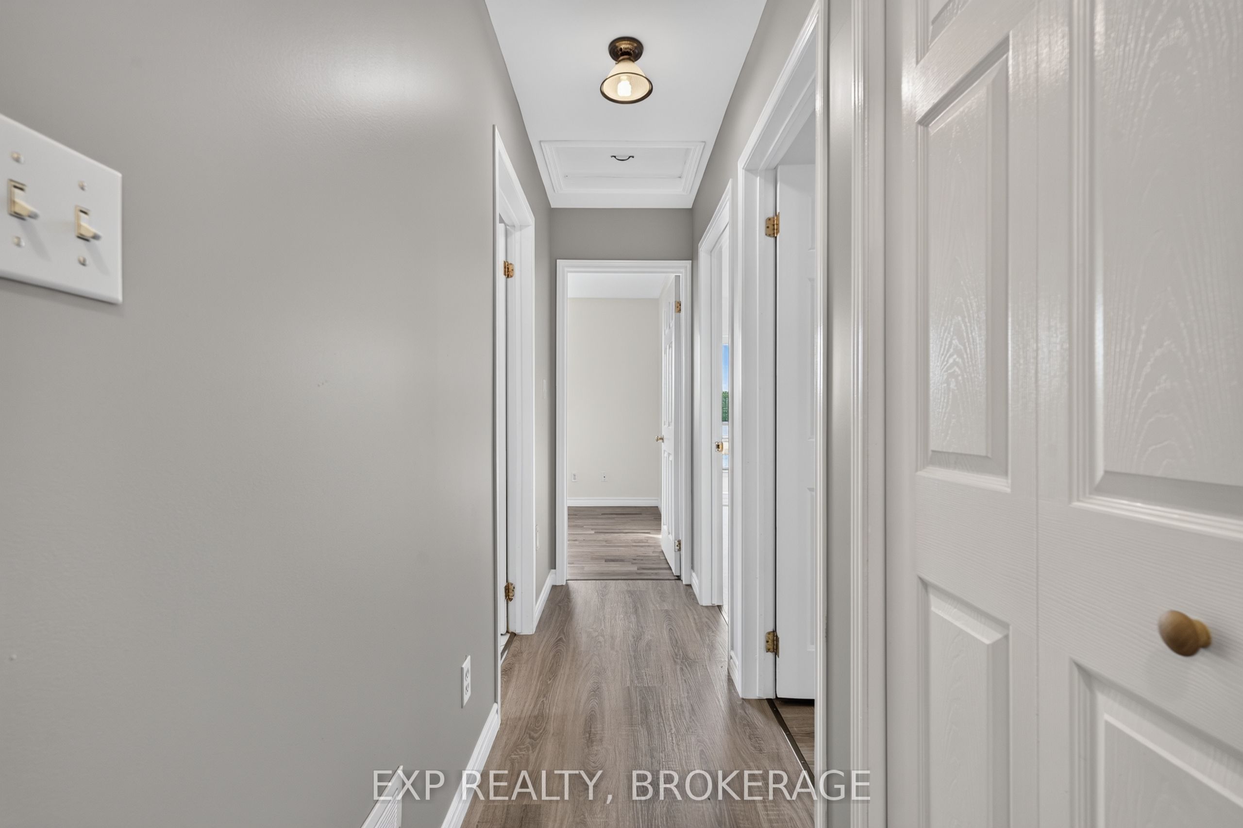 1048 Lark Lane Property Photo 22