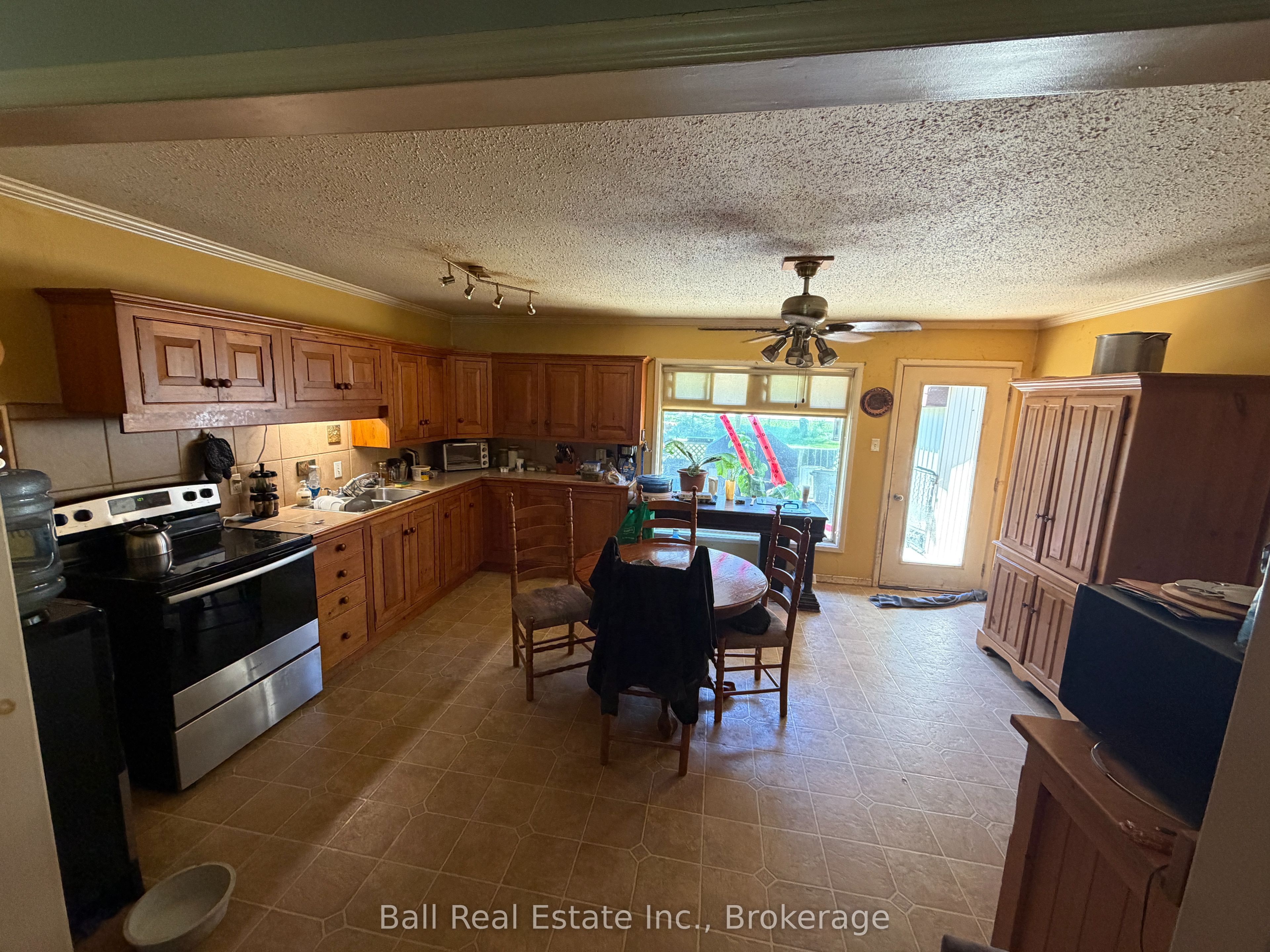 51 Cameron Road Property Photo 9