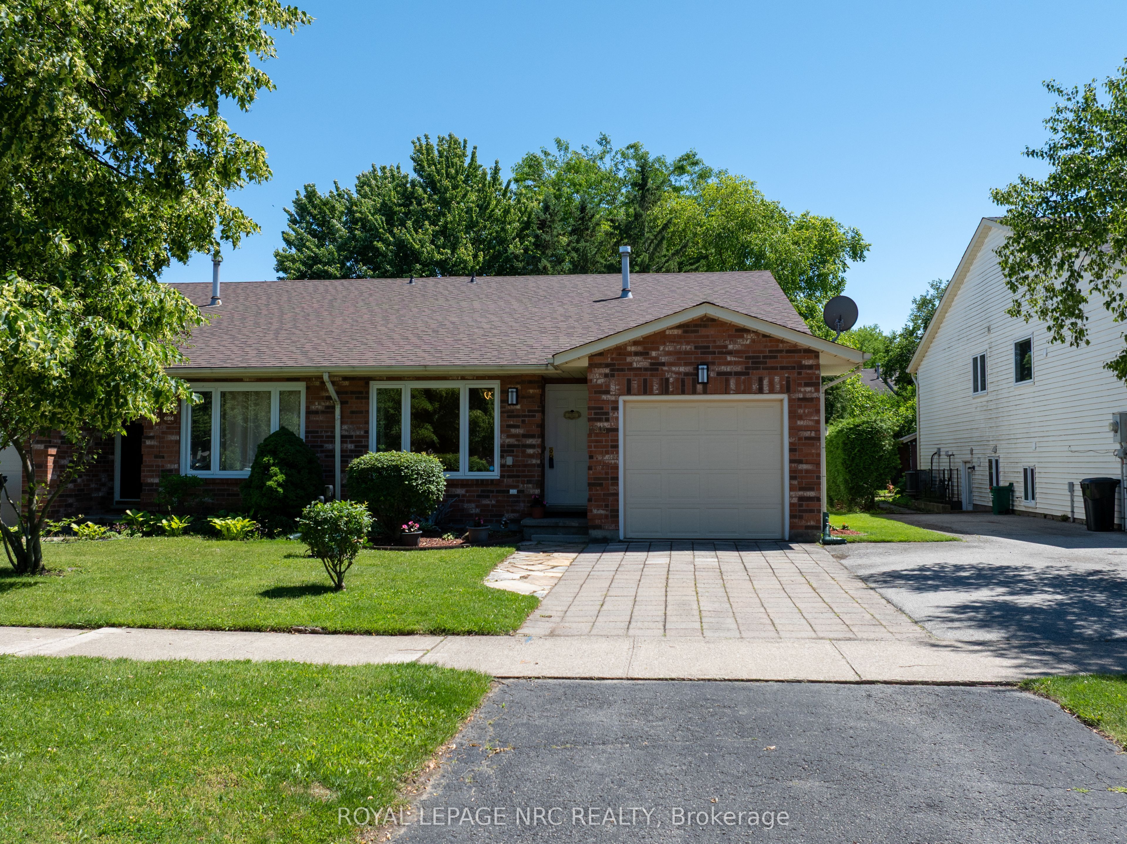 4916 Homestead Drive Property Photo 1