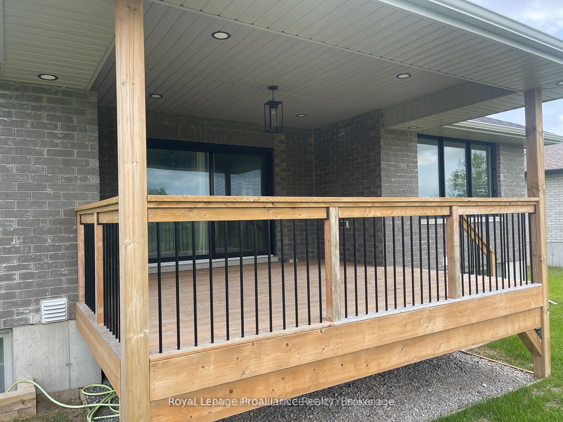 43 Cattail Crescent Property Photo 4