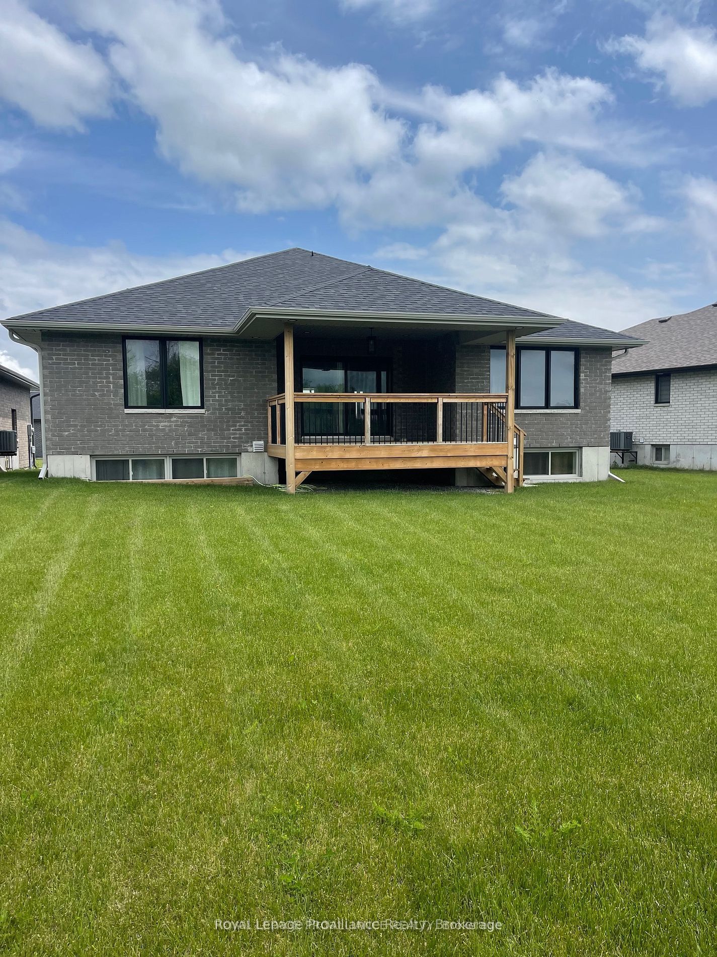 43 Cattail Crescent Property Photo 6