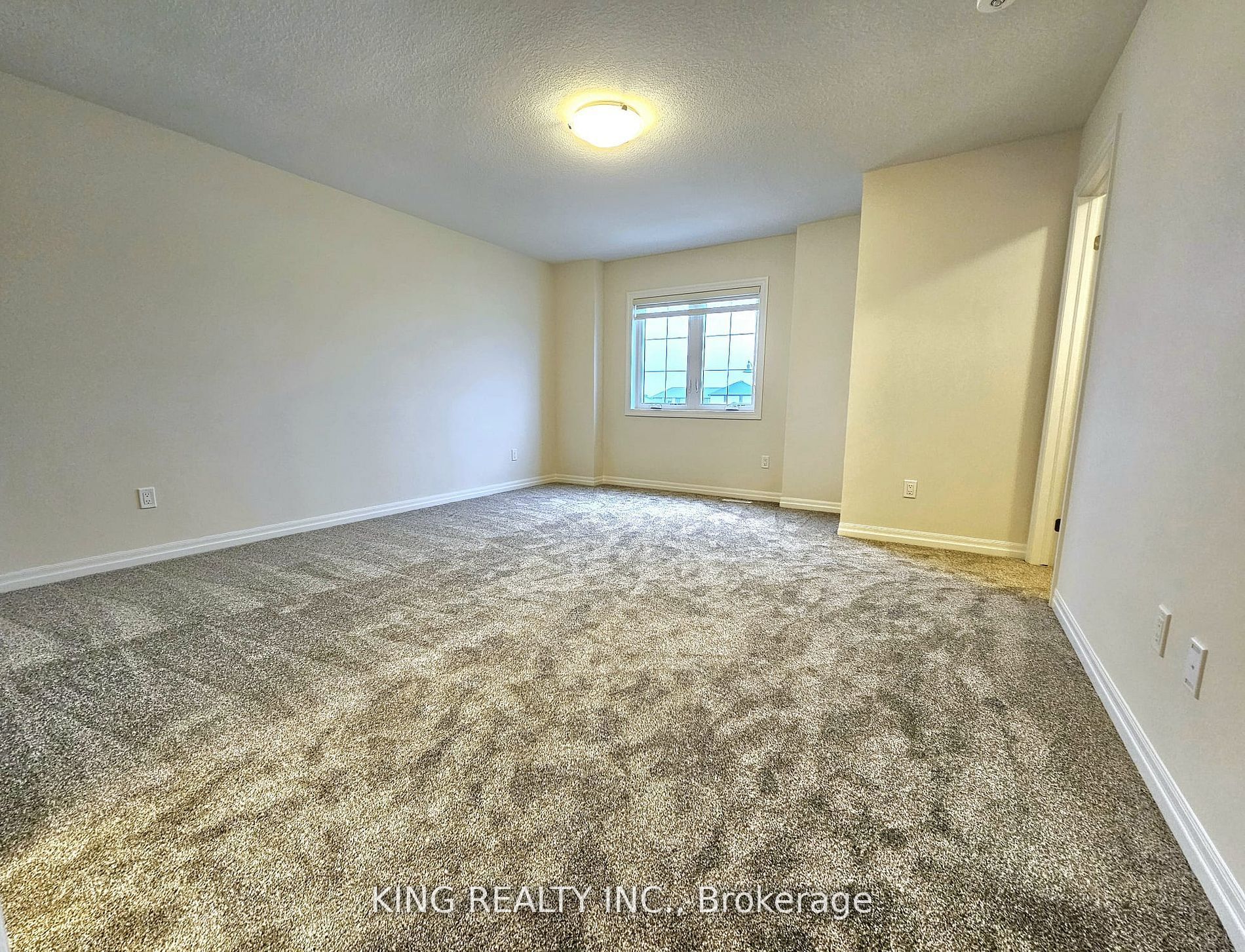 214 Renaissance Drive Property Photo 10