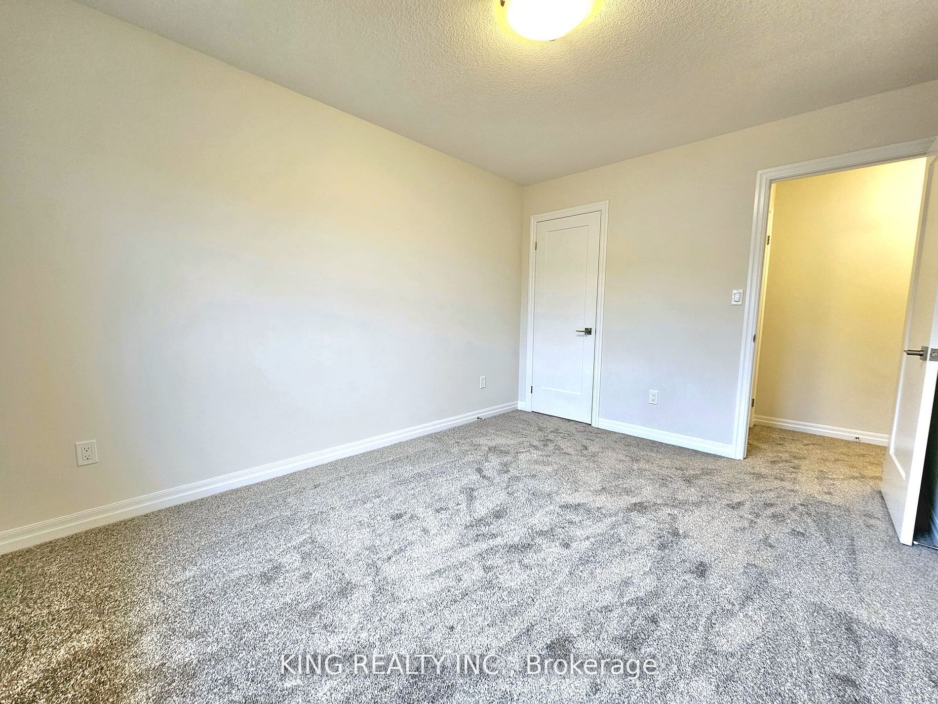 214 Renaissance Drive Property Photo 17