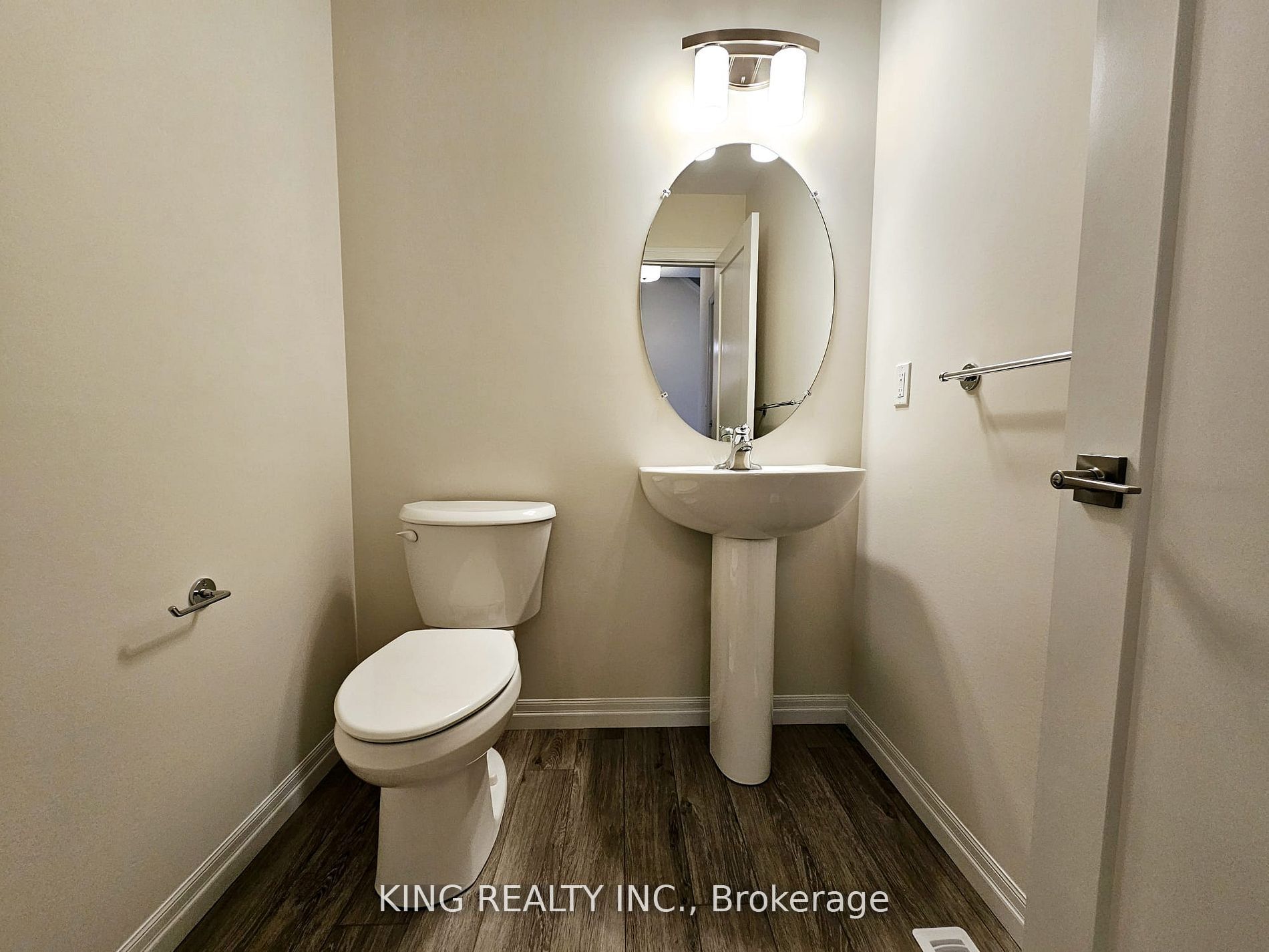 214 Renaissance Drive Property Photo 23