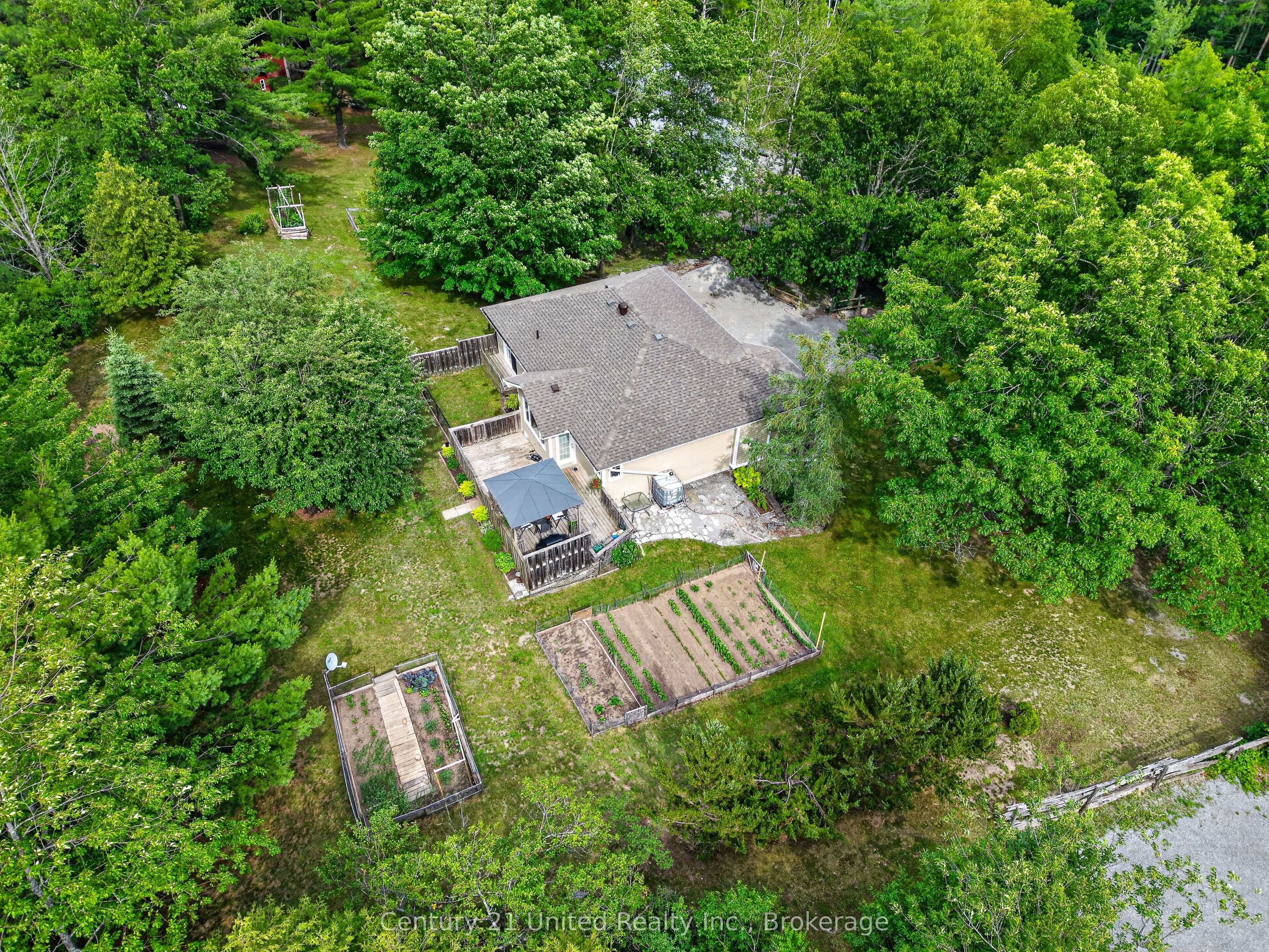 3034 Clear Lake Road Property Photo 4