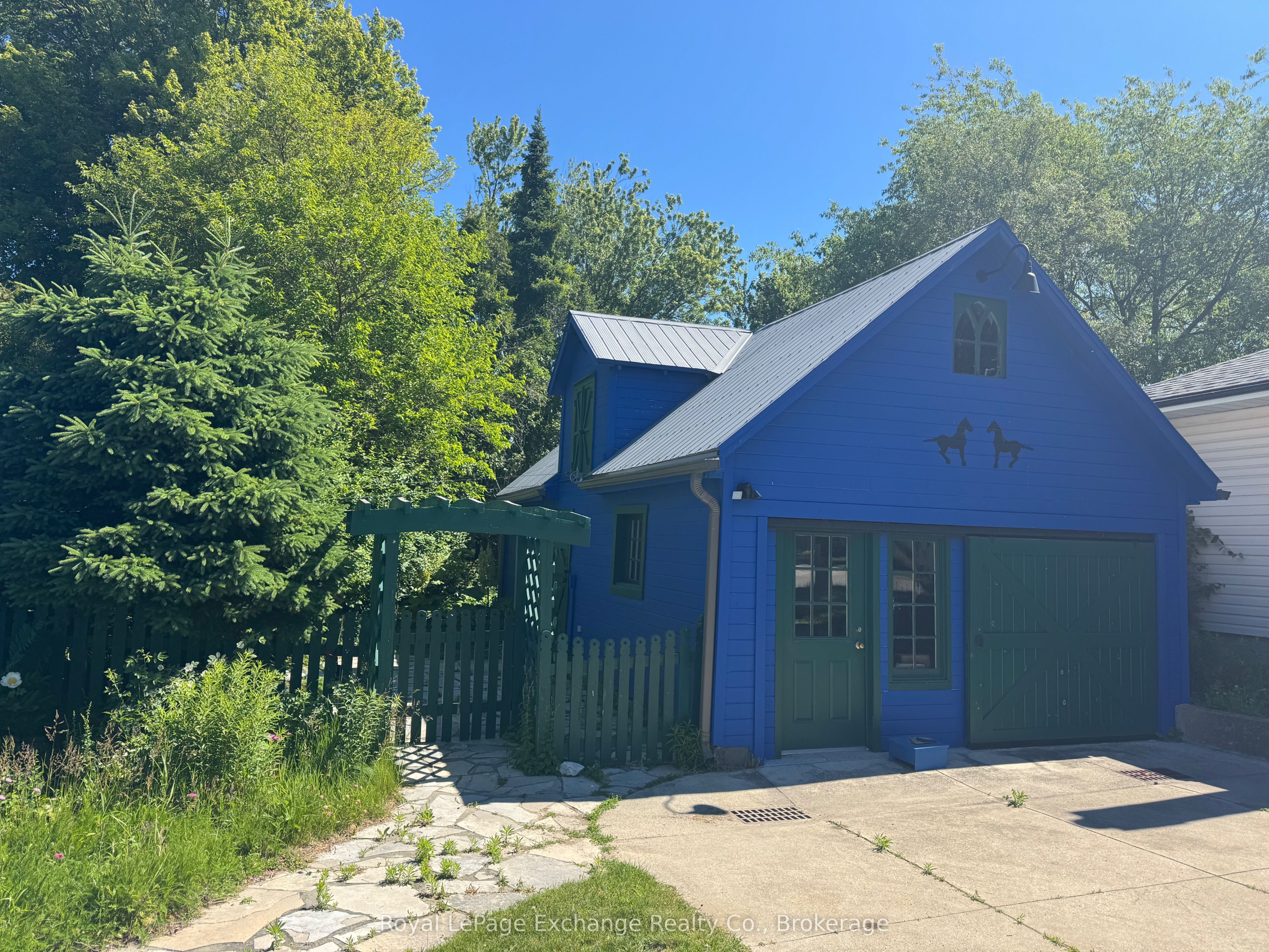 251 St. Albert Street Property Photo 32