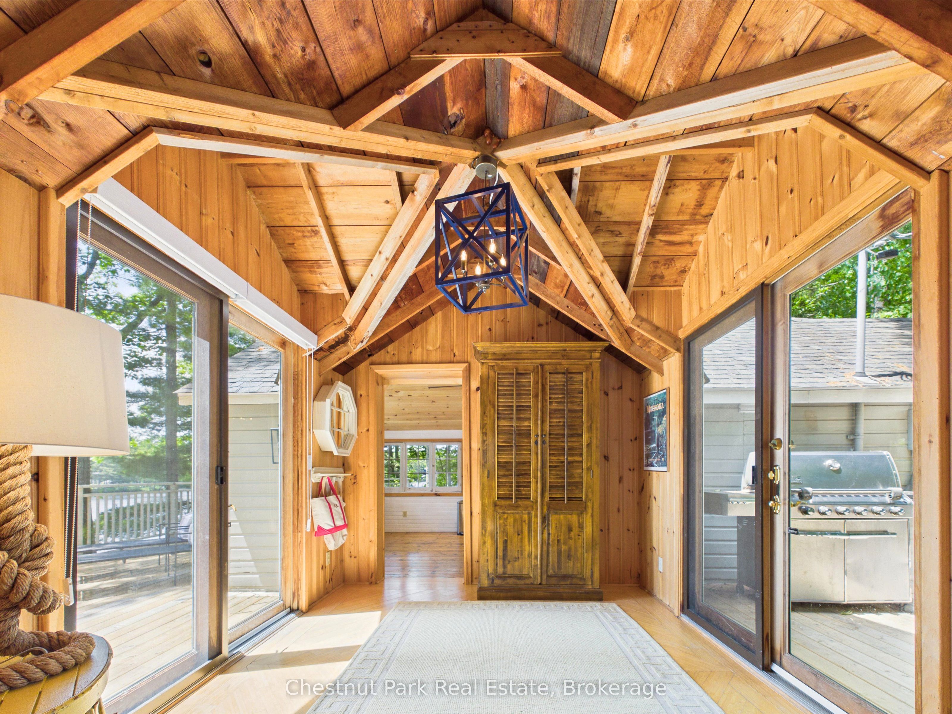 51 Taylor Island Property Photo 14